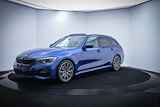 BMW 3 Serie Touring 330iA M-SPORT High Executive PANO/HARMAN KARDON/MEMORY/HEAD UP/ACC/LASER LED/CAMERA/STUUR+STOELVERW./BLINDSPOT/CARPLAY/NAVI/LMV 18''