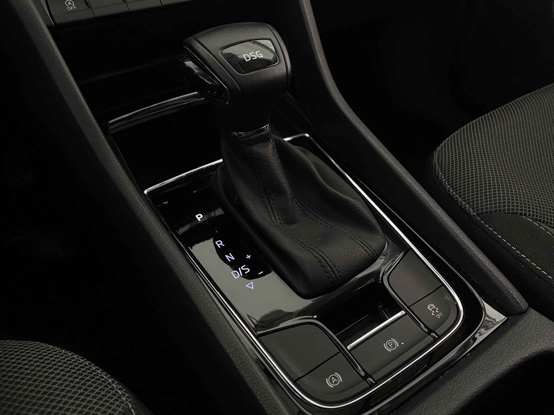 Škoda Kodiaq 1.5 TSI DSG Ambition | Automaat | Apple-Carplay | Navi | Cruise Control | Climate Control | - 17/45