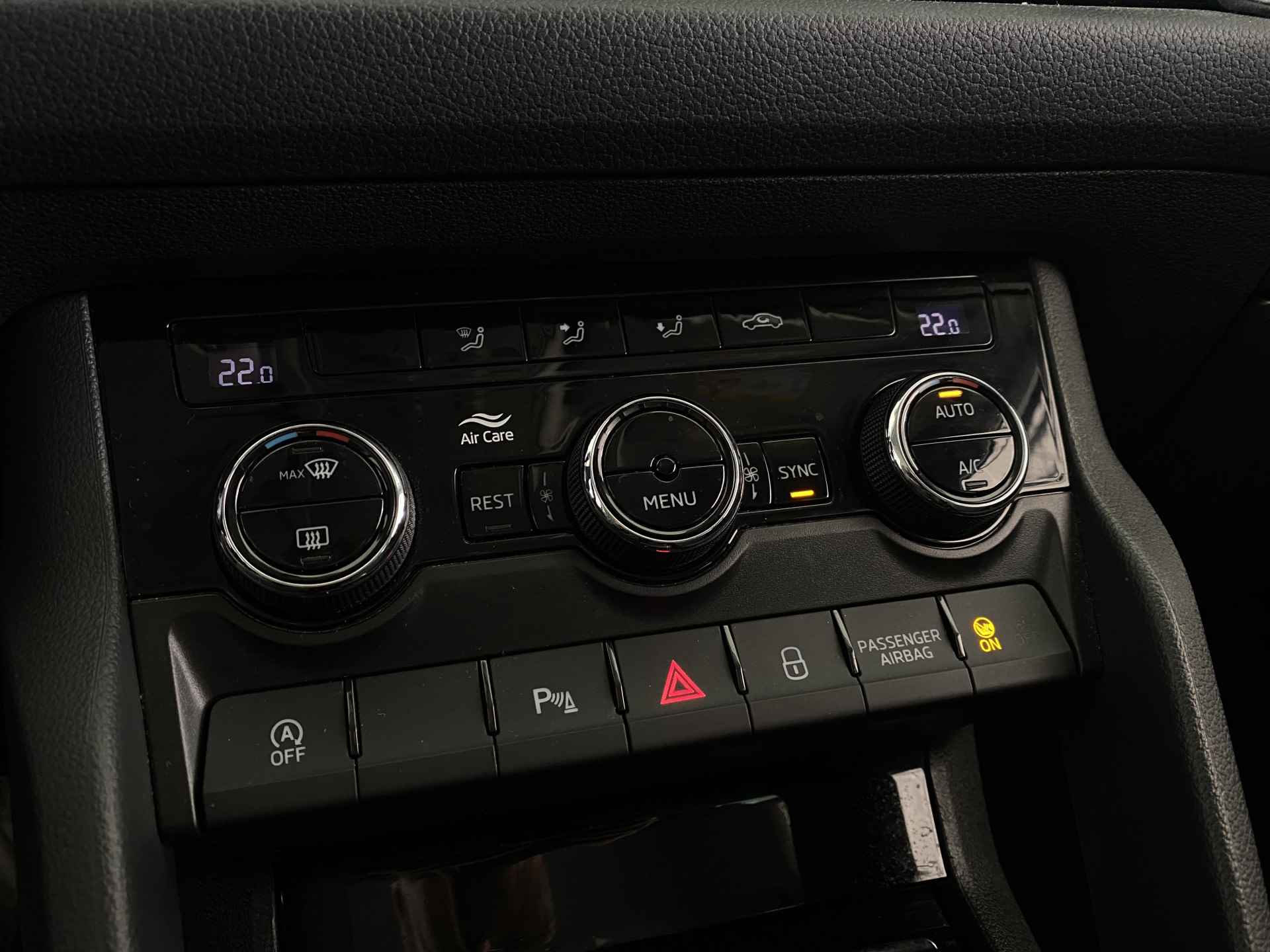 Škoda Kodiaq 1.5 TSI Ambition | Automaat | Apple-Carplay | Navi | Cruise Control | Climate Control | - 18/45