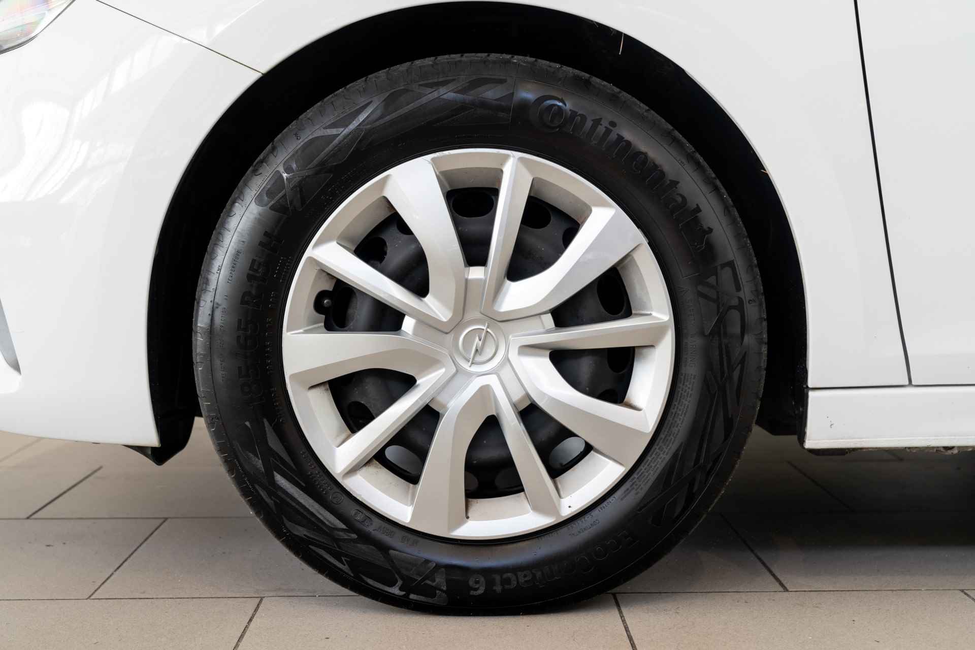 Opel Corsa 1.2 Edition | Parkeersensoren | Media | Cruise Controle | Airco | - 4/29