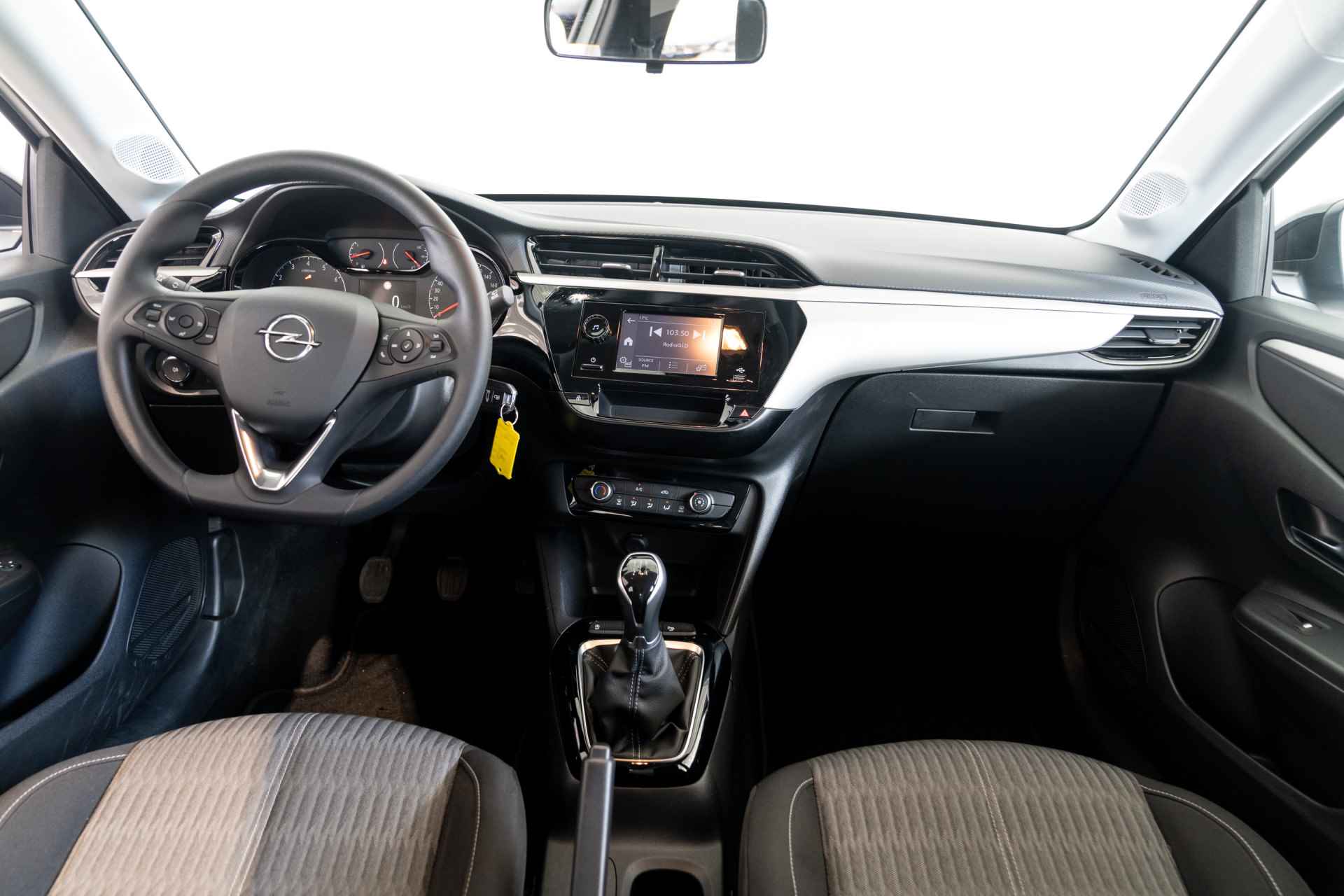 Opel Corsa 1.2 Edition | Parkeersensoren | Media | Cruise Controle | Airco | - 26/29