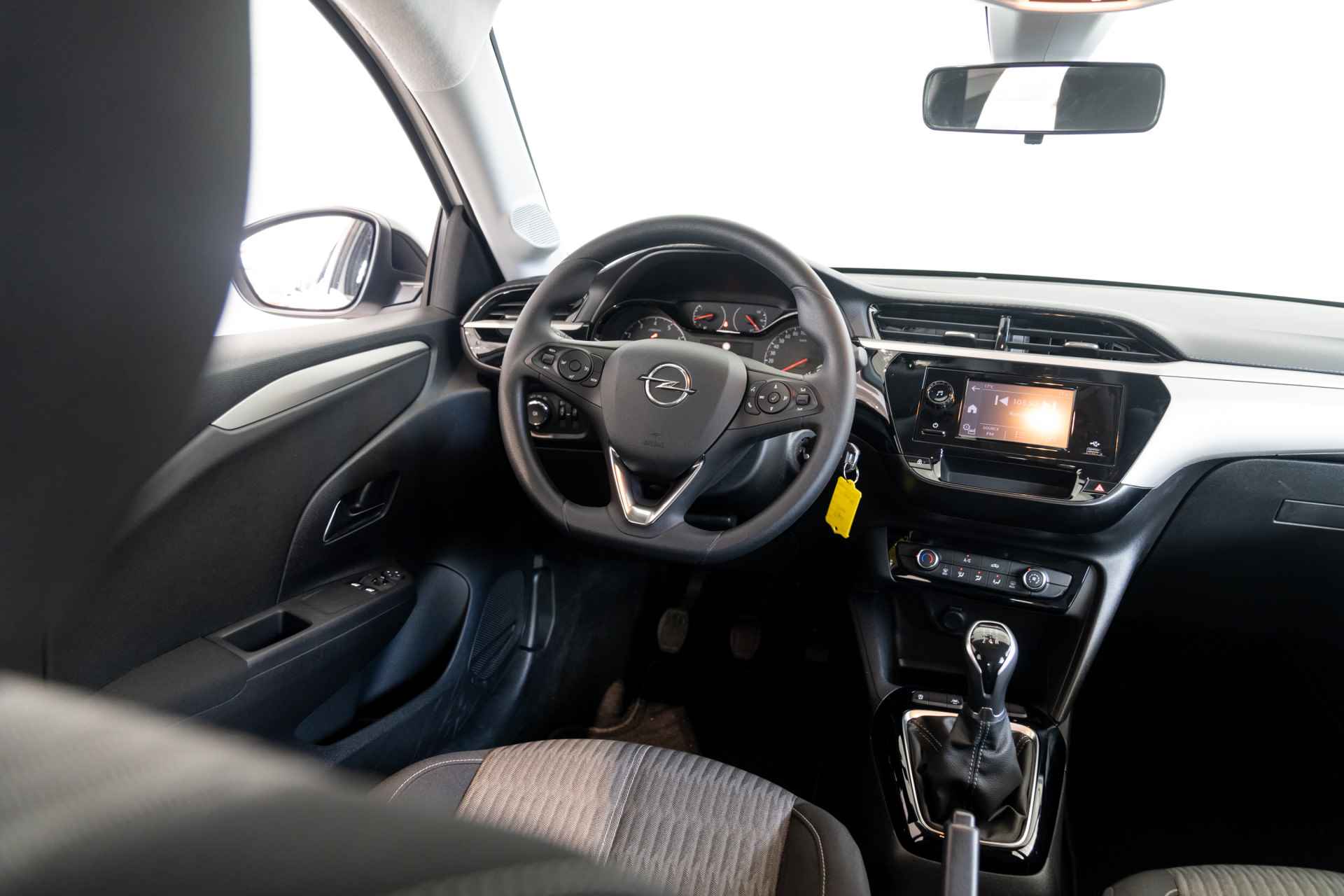 Opel Corsa 1.2 Edition | Parkeersensoren | Media | Cruise Controle | Airco | - 27/29