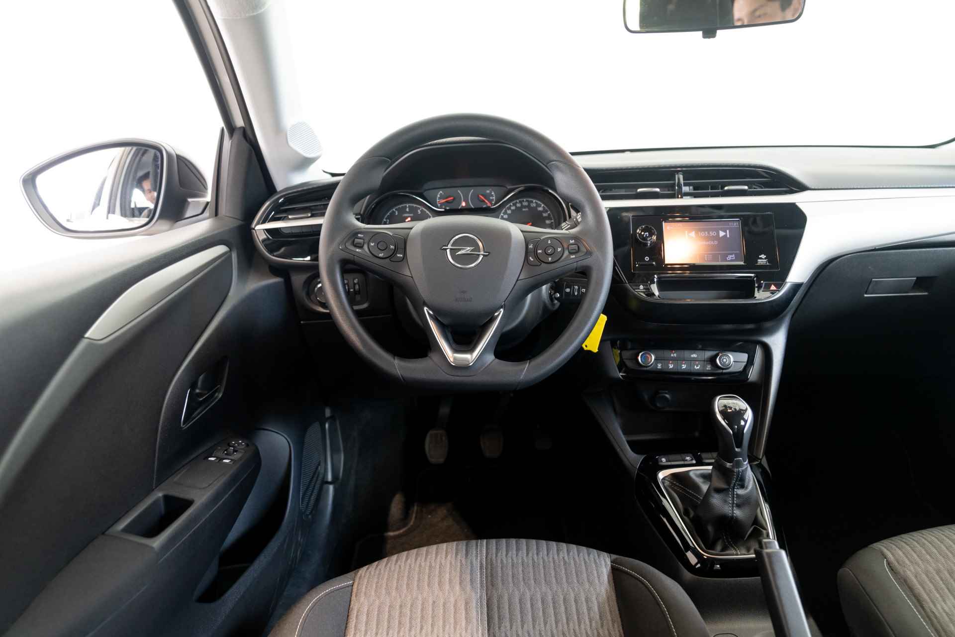 Opel Corsa 1.2 Edition | Parkeersensoren | Media | Cruise Controle | Airco | - 28/29