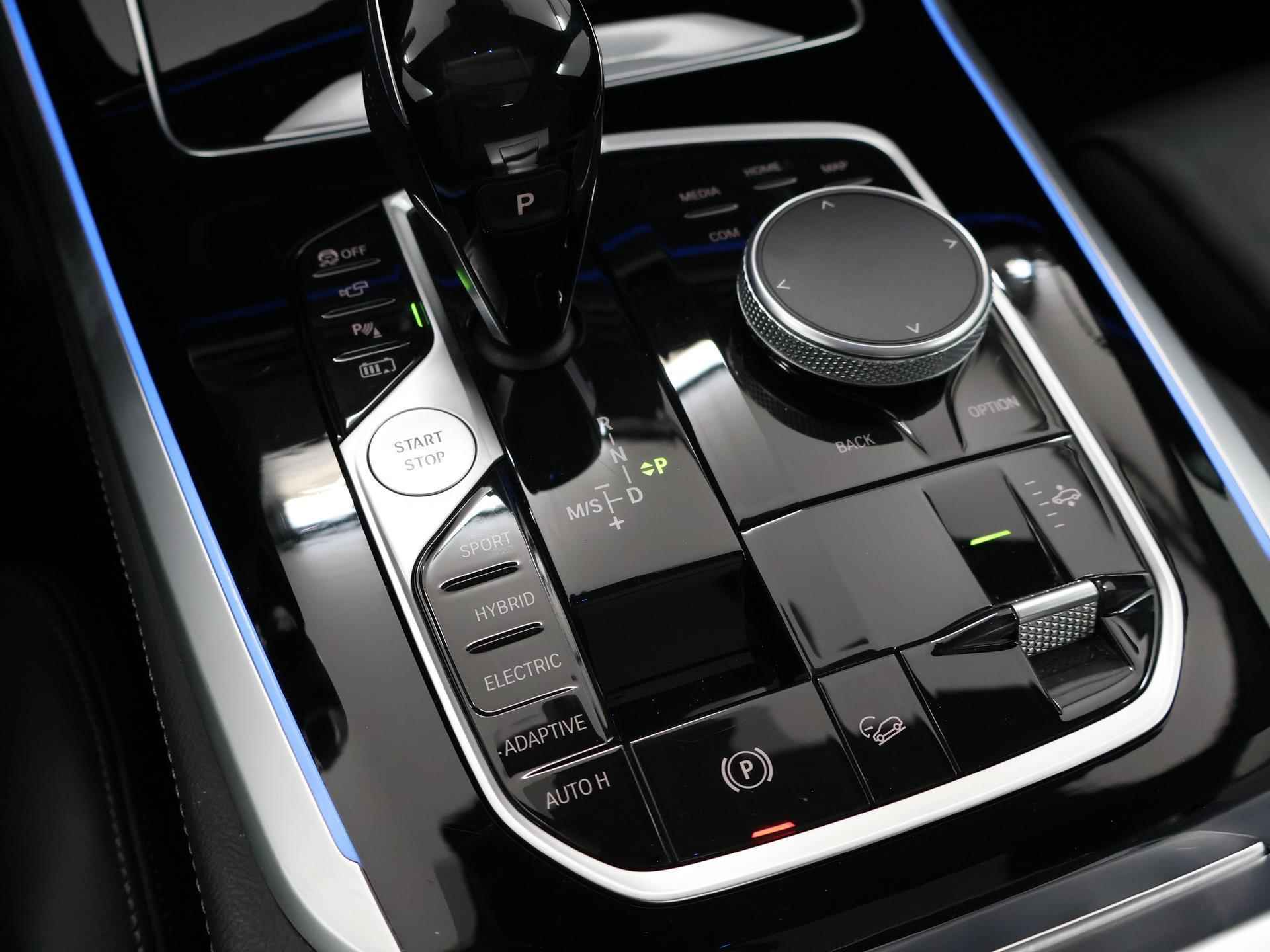 BMW X5 xDrive45e High Executive M-sport | Panoramadak | Navigatie | Head-Up | Climate Control | Cruise Control Adaptief | Bluetooth | - 27/51