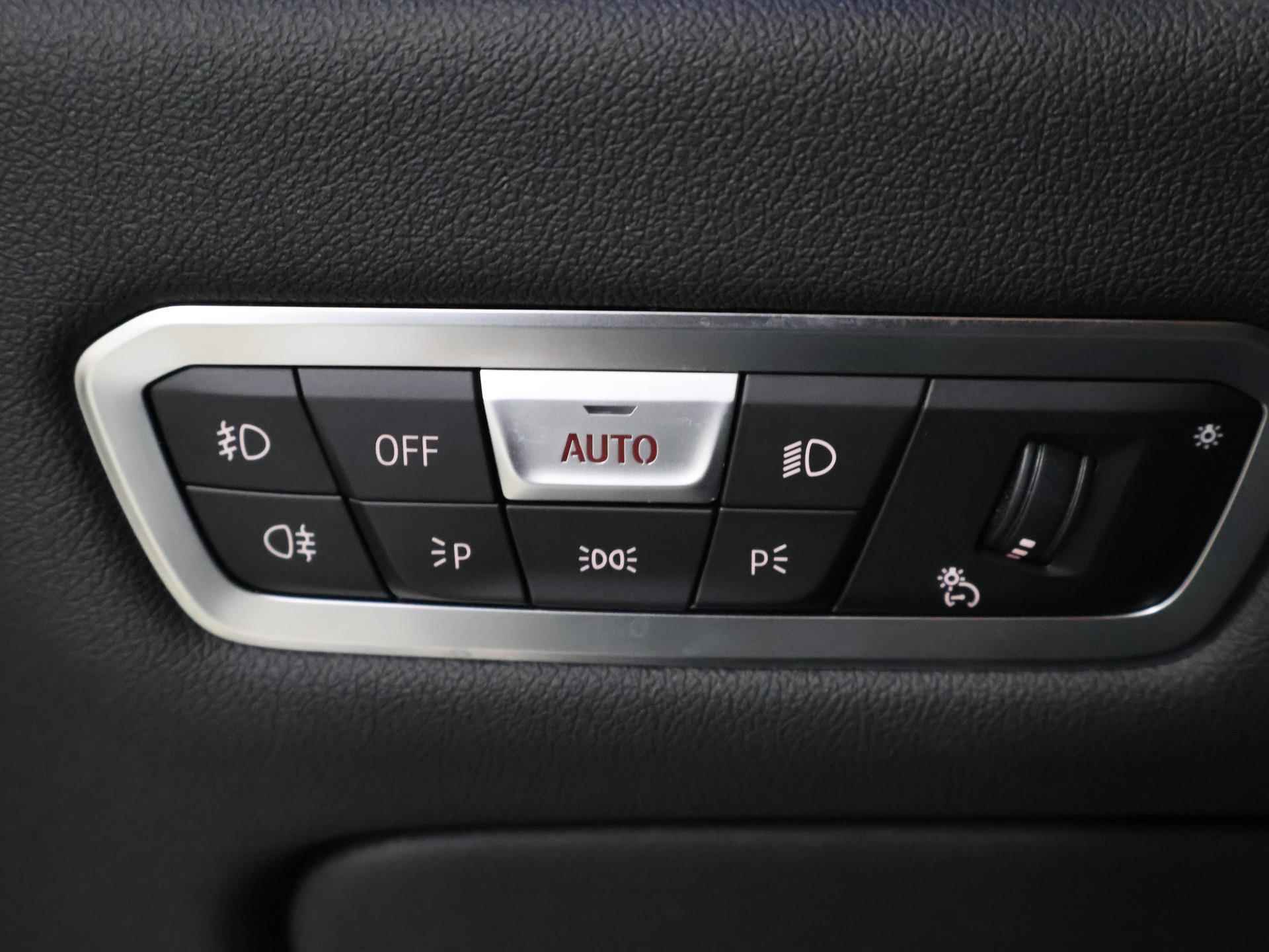 BMW X5 xDrive45e High Executive M-sport | Panoramadak | Navigatie | Head-Up | Climate Control | Cruise Control Adaptief | Bluetooth | - 38/51