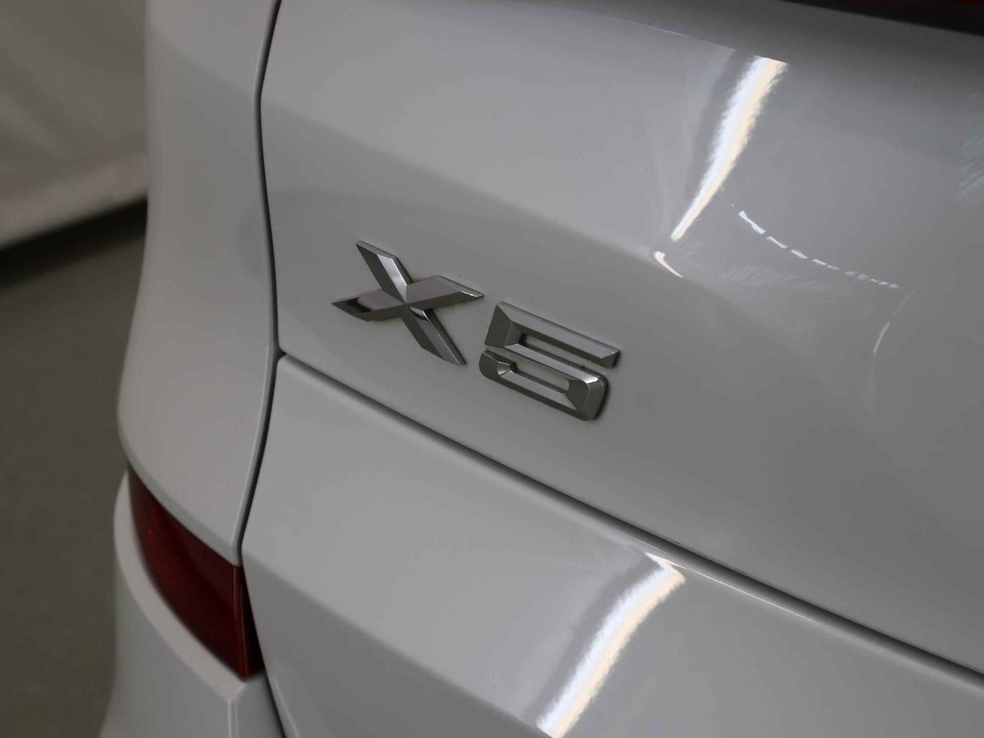 BMW X5 xDrive45e High Executive M-sport | Panoramadak | Navigatie | Head-Up | Climate Control | Cruise Control Adaptief | Bluetooth | - 46/51