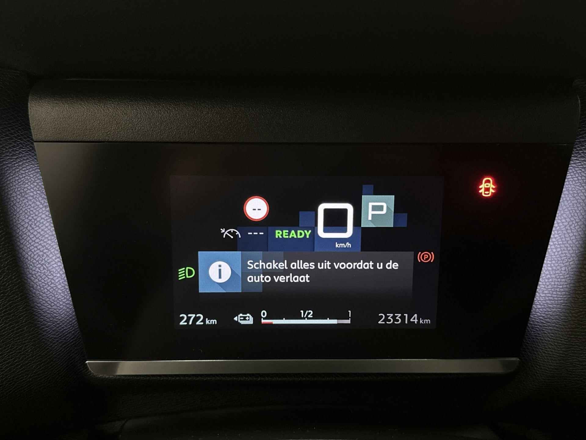 Citroen Ë-C4 EV Feel Pack 50 kWh 136 pk | Navigatie via Apple Carplay/Android Auto | Achteruitrijcamera | Parkeersensoren Achter | Comfortstoelen | Full-LED Koplampen | Adaptief Demping Systeem | Climate Control | Cruise Control | 18" Lichtmetalen Velgen | - 24/35