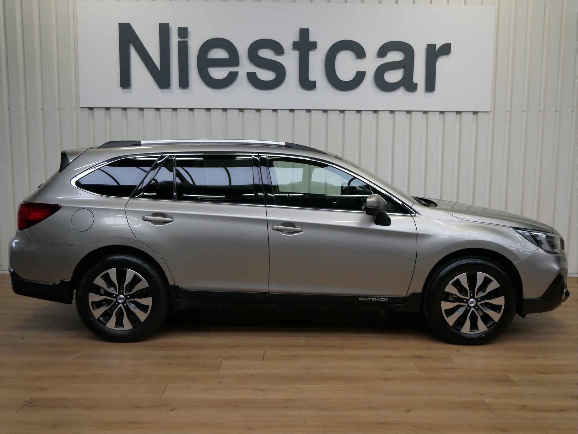 Subaru Outback 2.5i Premium - 3/26