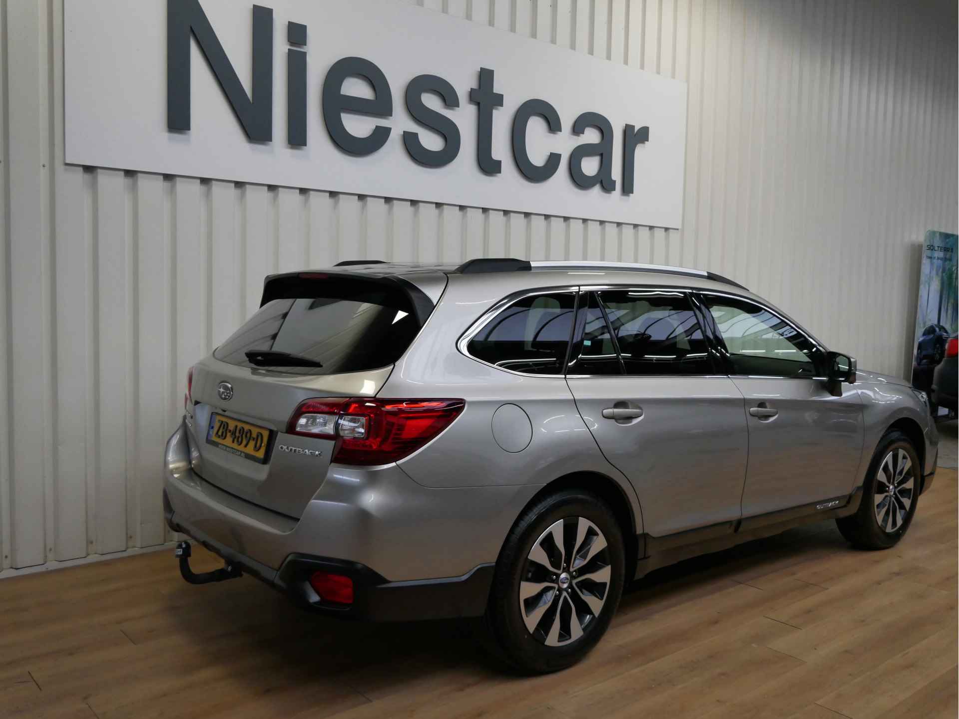 Subaru Outback 2.5i Premium - 4/26