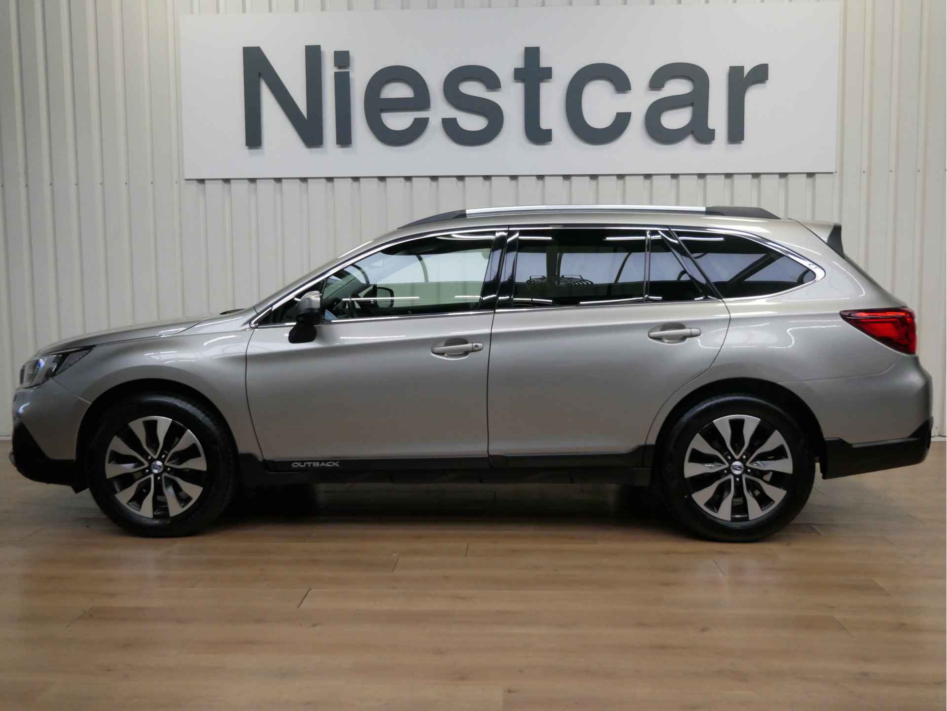 Subaru Outback 2.5i Premium - 6/26