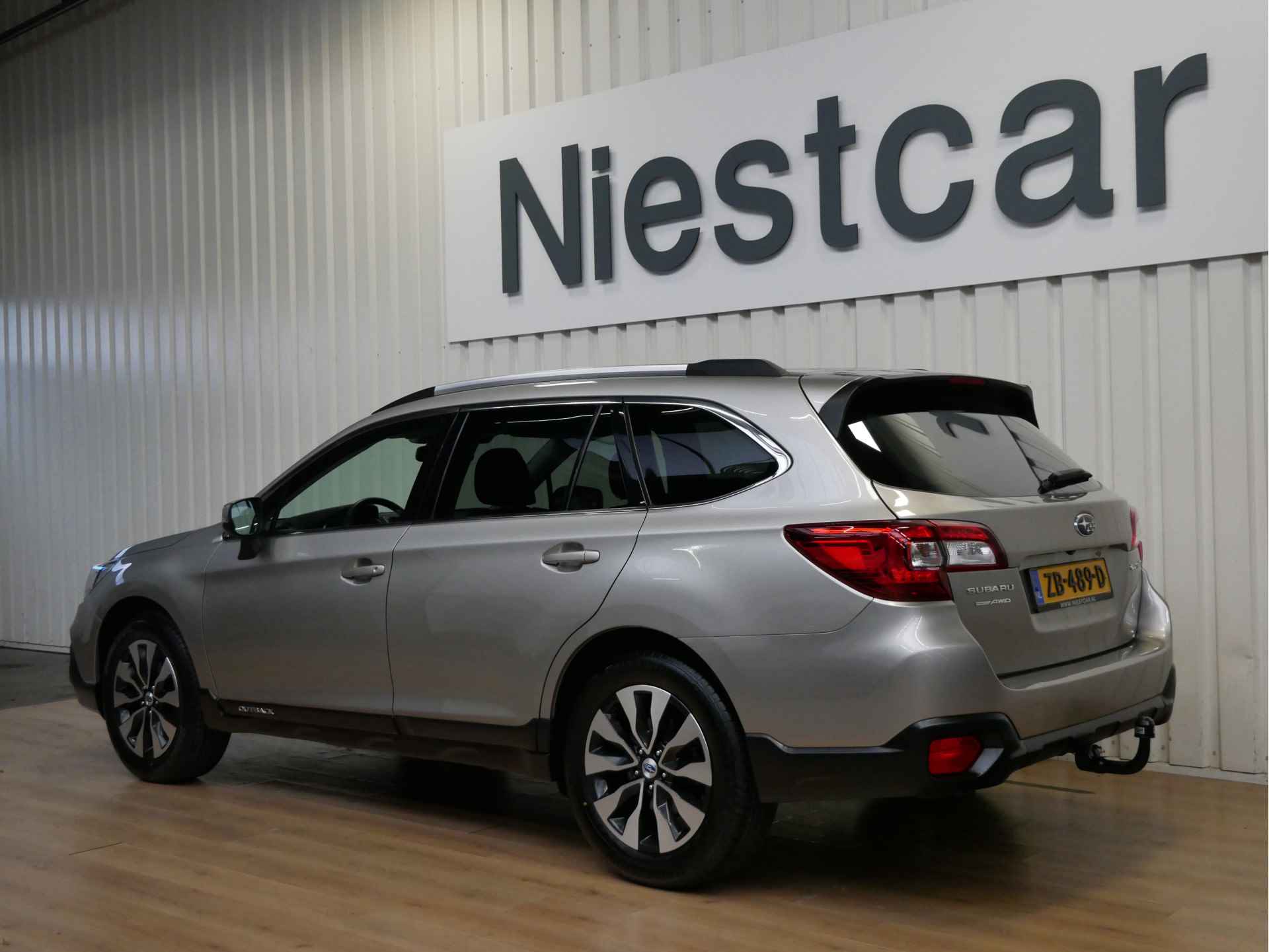 Subaru Outback 2.5i Premium - 7/26