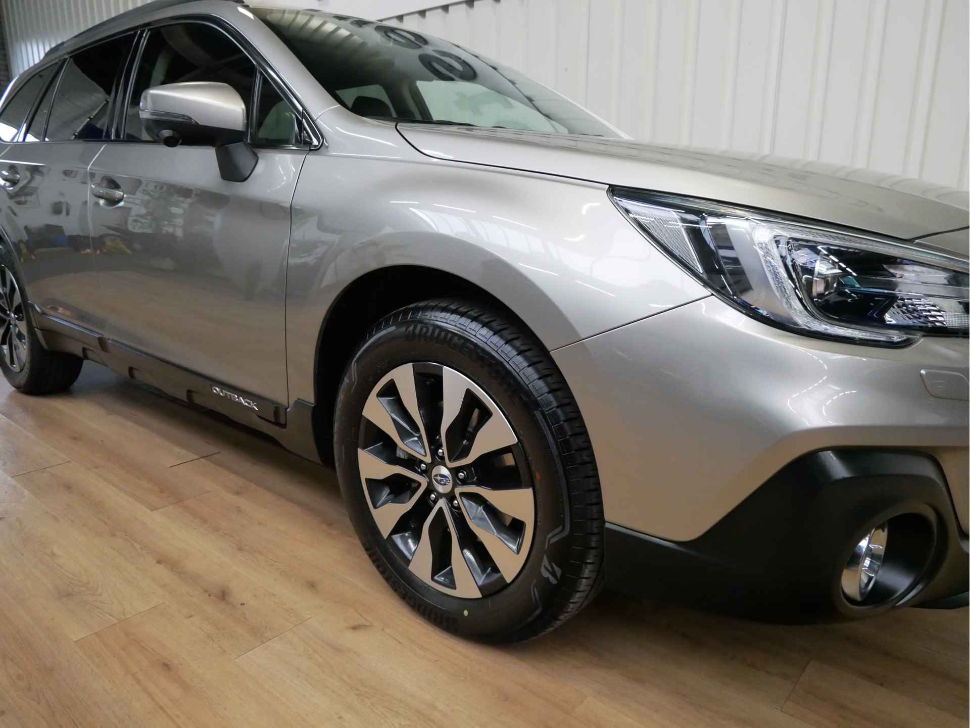 Subaru Outback 2.5i Premium - 22/26