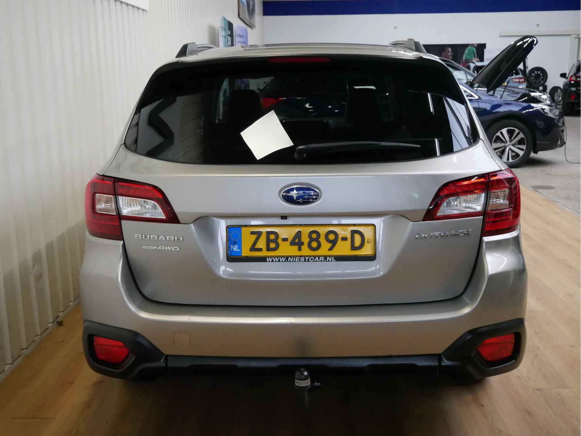 Subaru Outback 2.5i Premium - 25/26