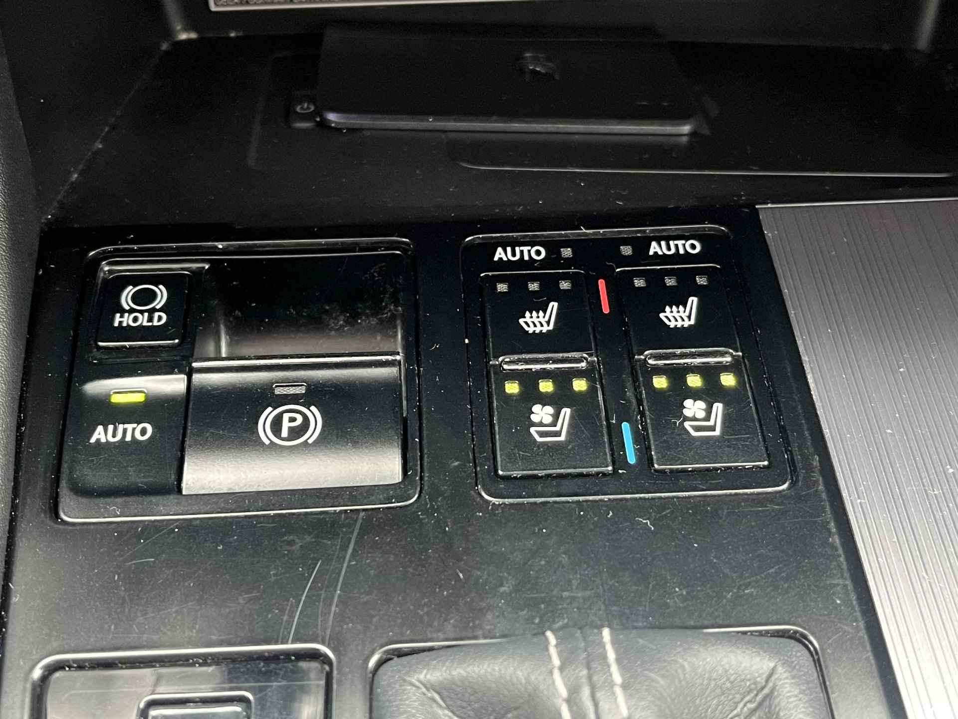 Lexus RX 450h 4WD F Sport Line Schuif/kanteldak, Navigatie, HUD, Dodehoekdetectie, Seat memory, Stoelverkoeling, Stoelverwarming, Elek. Achterklep - 62/110