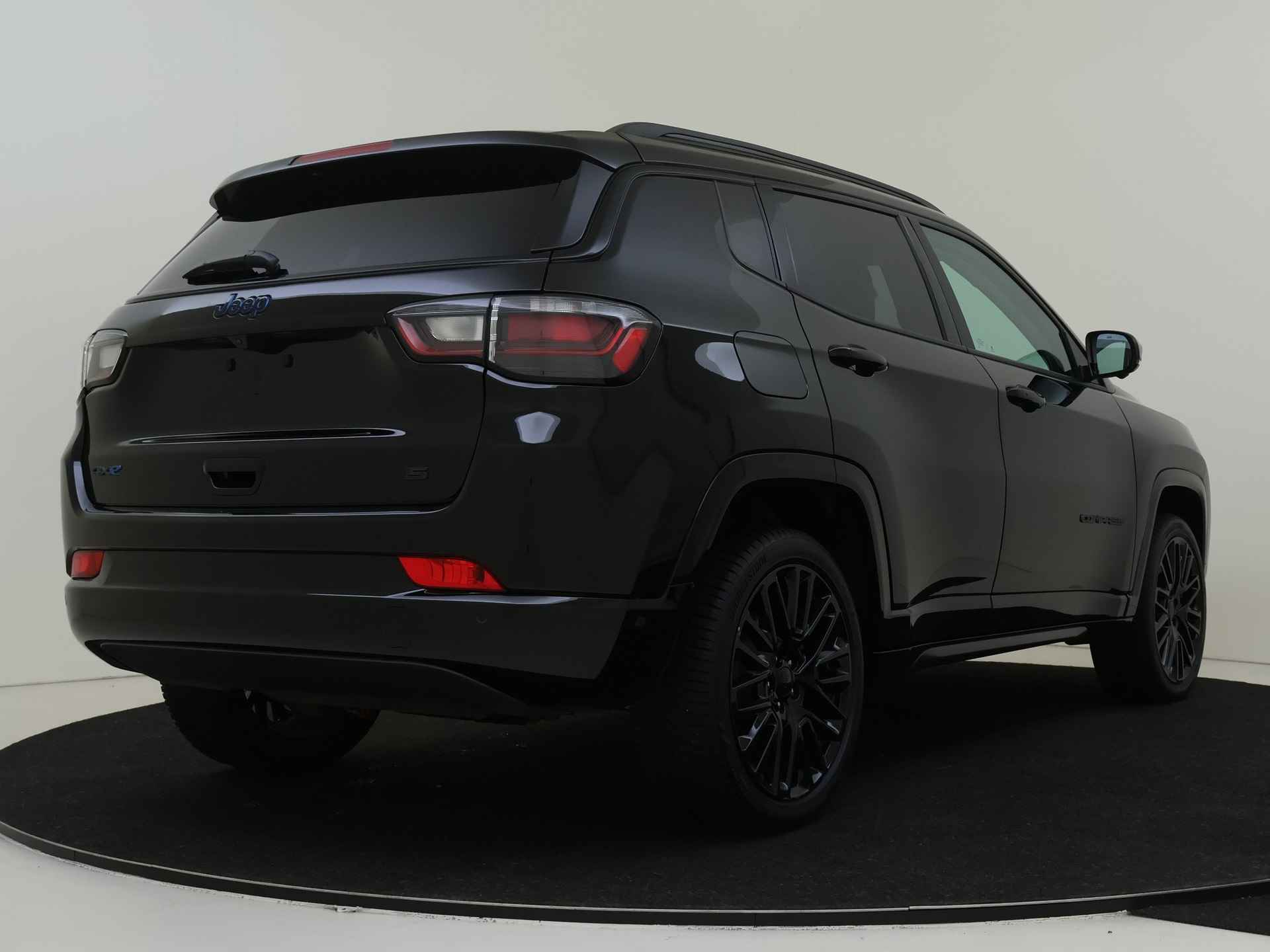 Jeep Compass 4xe 240 Plug-in Hybrid Electric S Automaat | Tech & Convenience Pack | Winter Pack | Stoelenpakket - 9/44