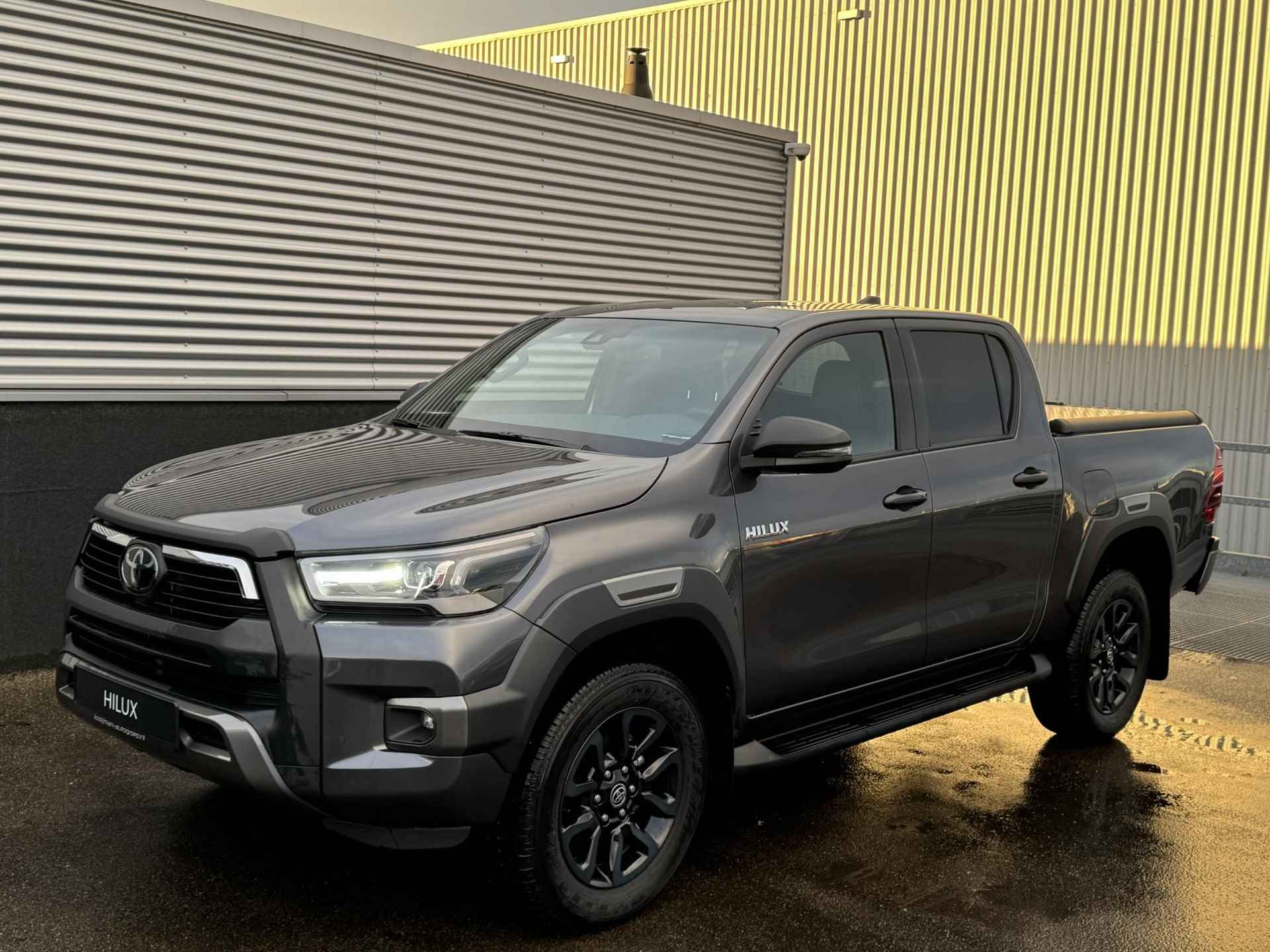 Toyota HiLux 2.8 D-4D Double Cab Invincible Grijs kenteken! Nieuw en direct rijden! INCL. Tonneau Cover - 5/21