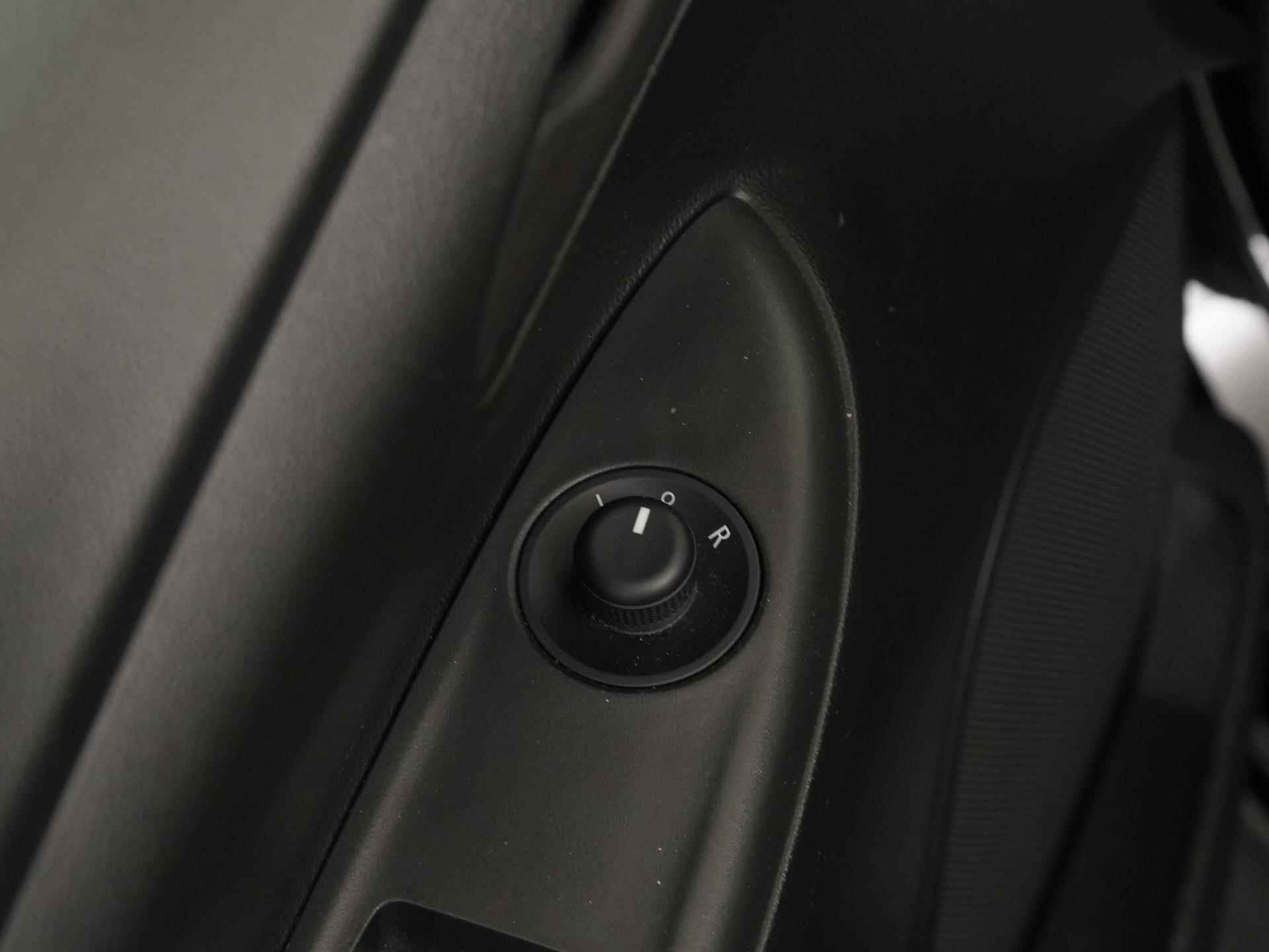 Opel KARL 1.0 ecoFLEX 120 Jaar Edition | Airco | Bluetooth | Zondag Open! - 26/30