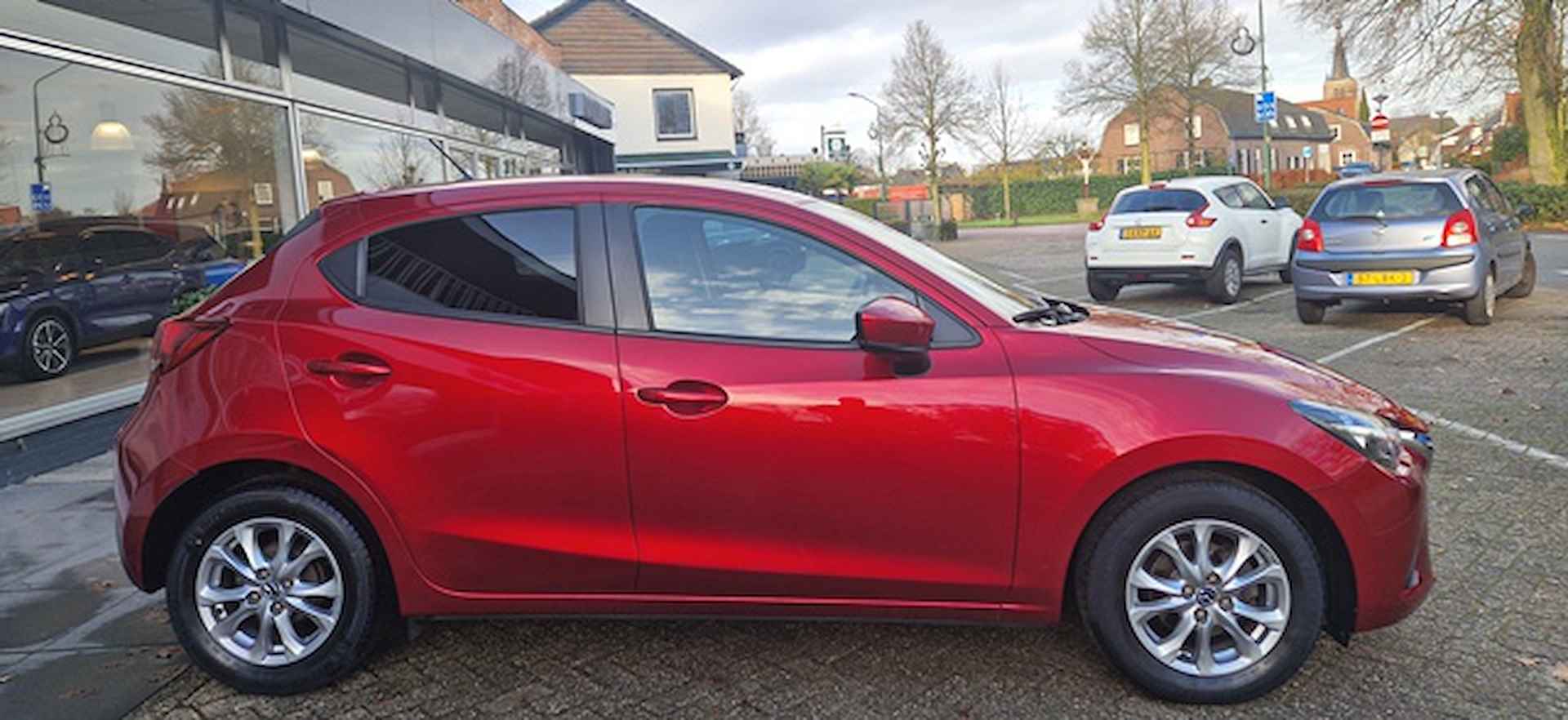 MAZDA 2 1.5 90PK Skyactive Niseco - 2/16