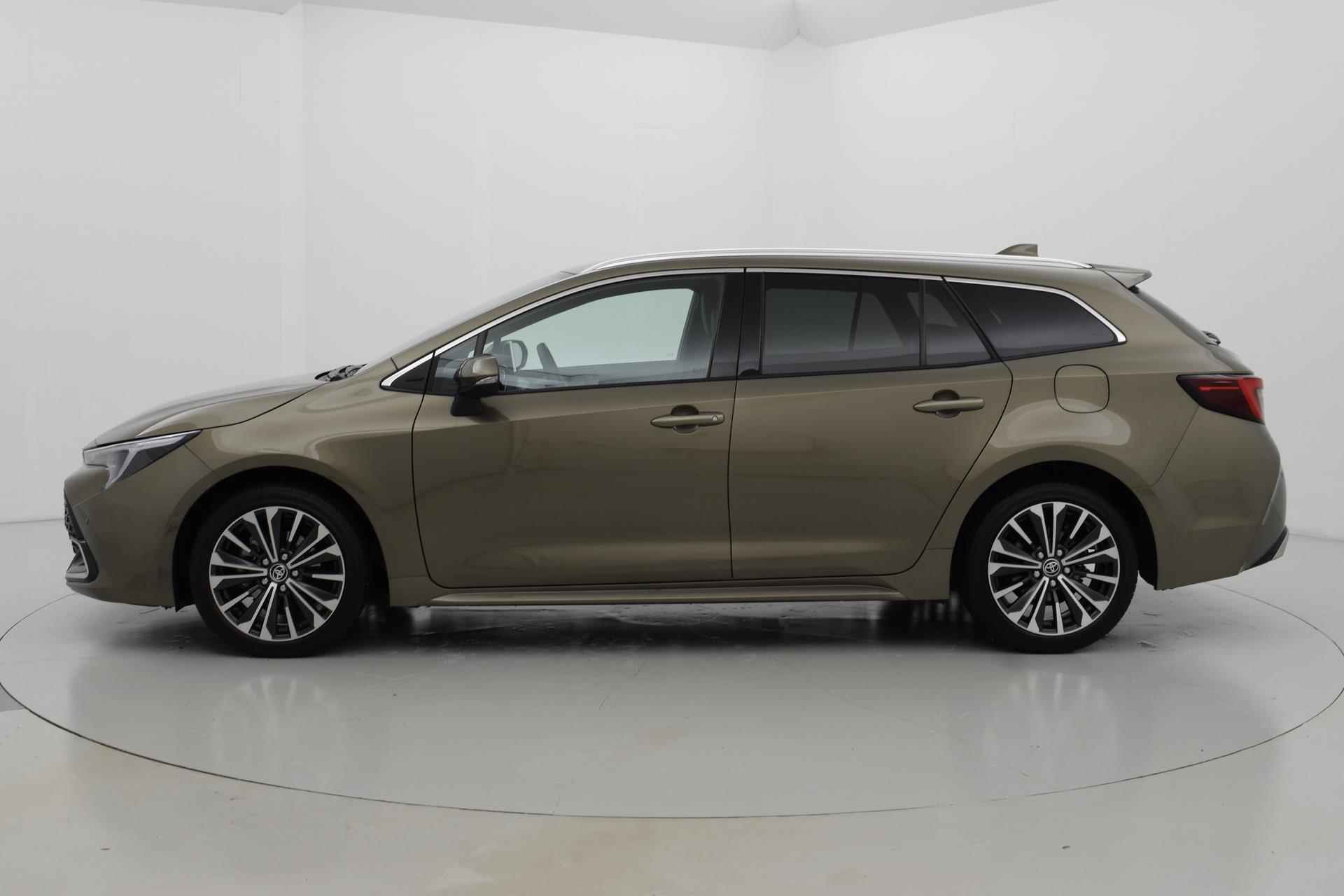 Toyota Corolla Touring Sports 1.8 Hybrid First Edition - 8/39