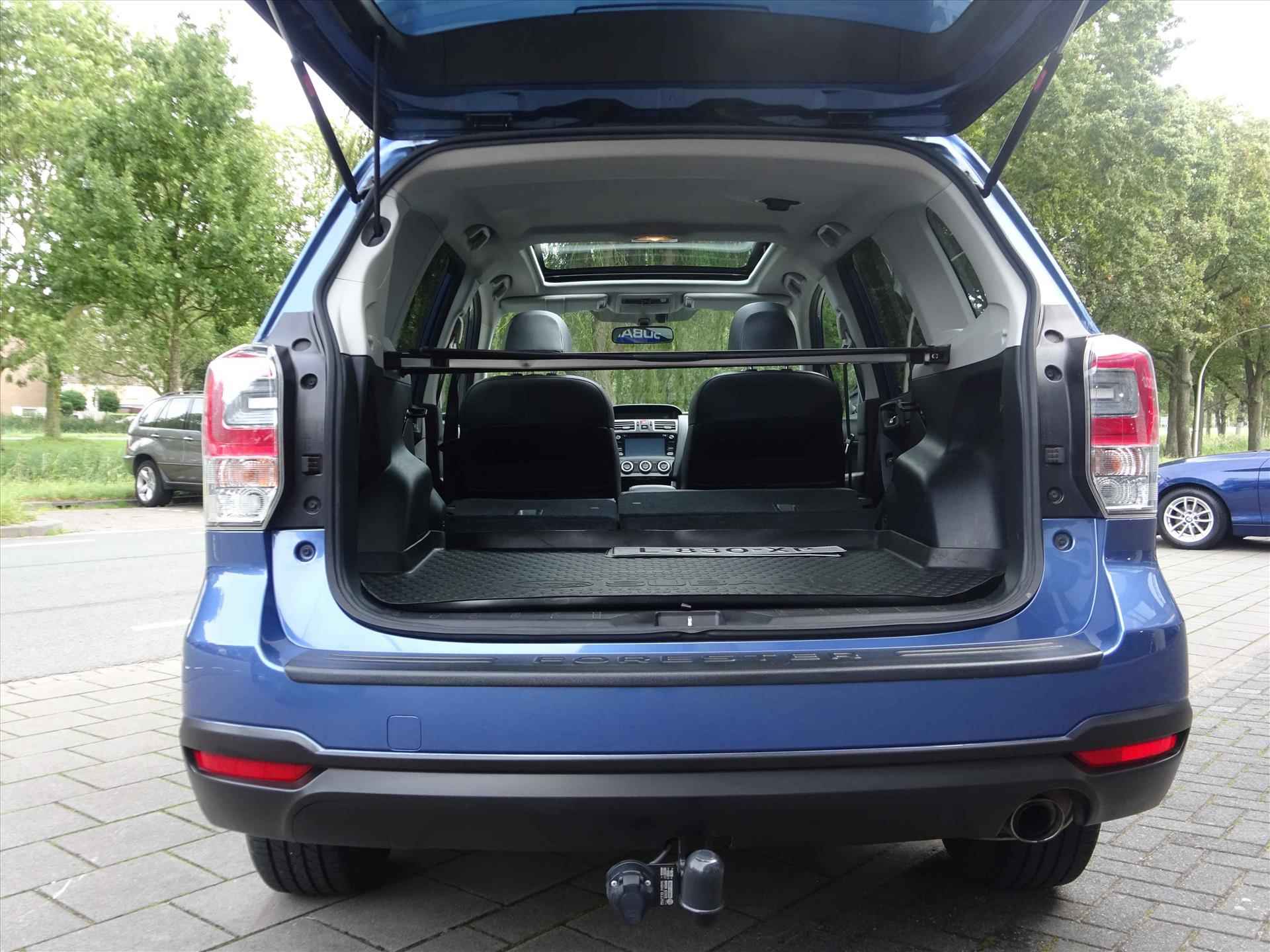 Subaru Forester 2.0i 150pk AWD CVT Premium | Leder | Navi | Panodak | Trekhaak | SRH - 14/48