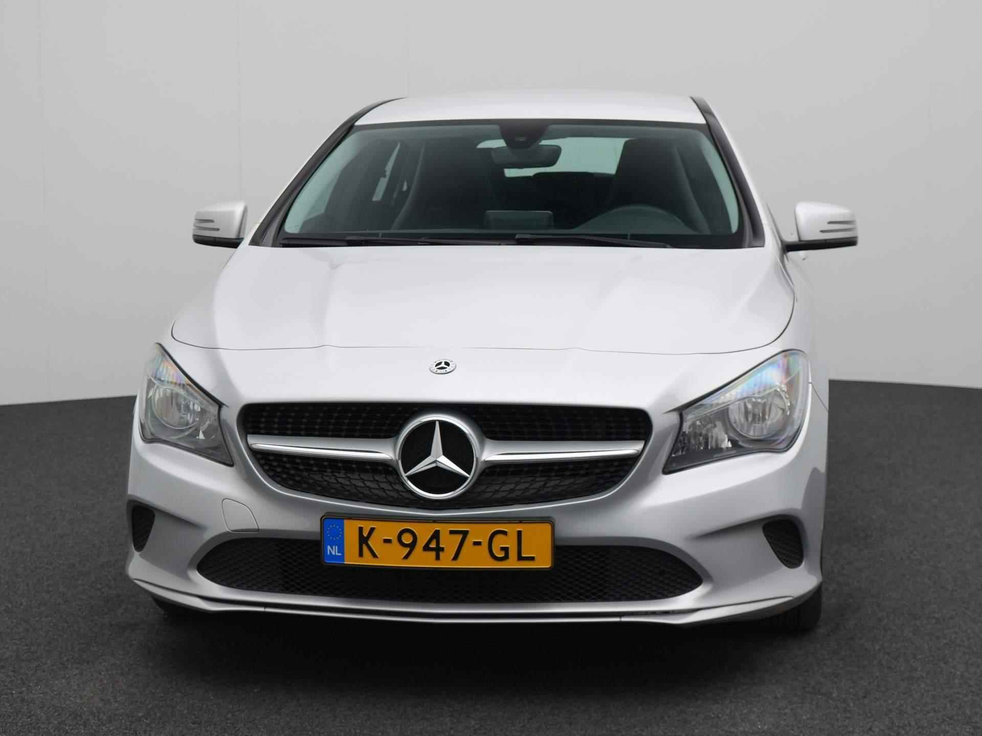 Mercedes-Benz CLA-klasse Shooting Brake 180 d Ambition | Navi | Cruise | LED | Half-Leder | PDC V+A | 12 Maand BOVAG garantie! | - 3/31