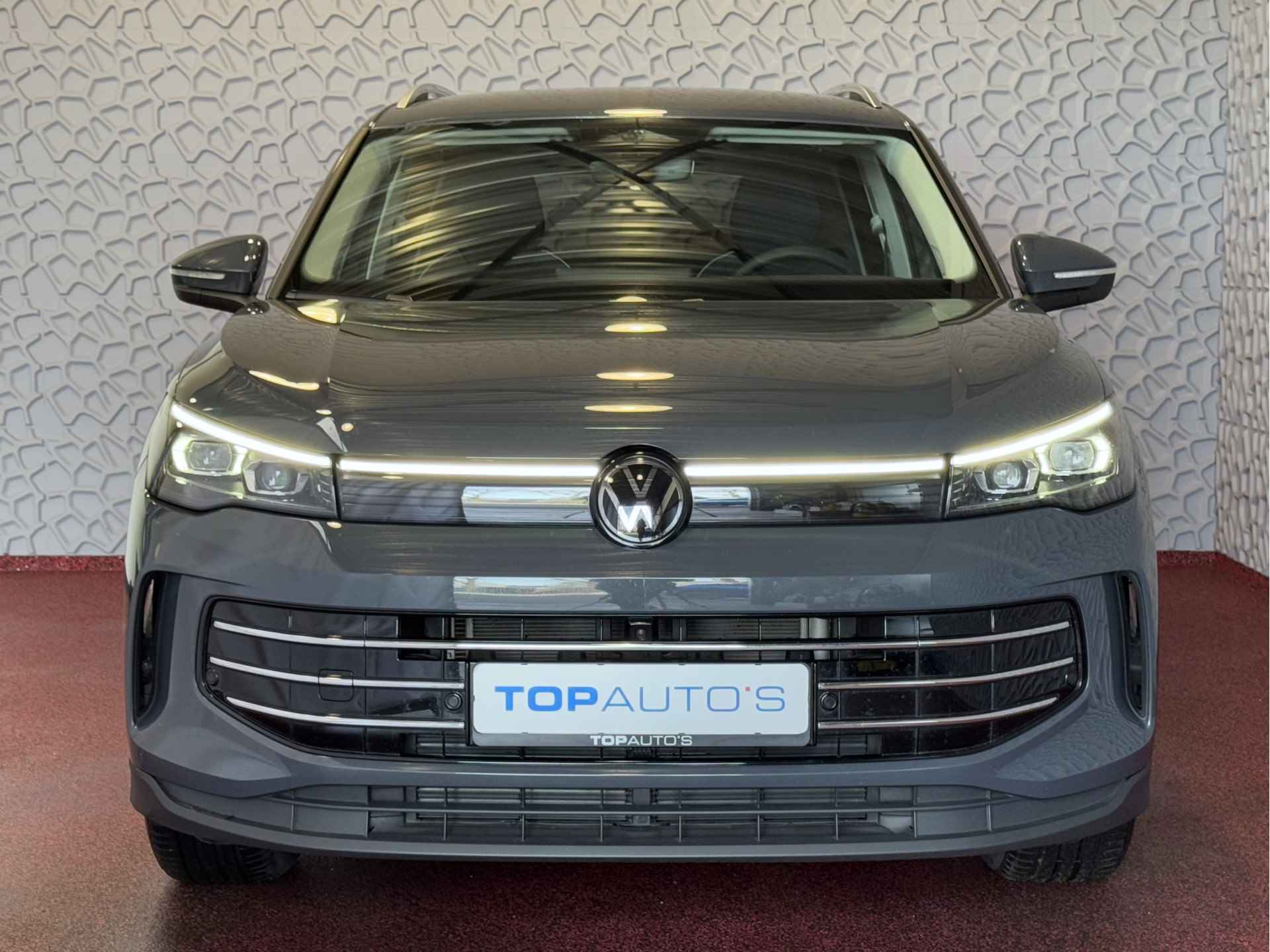 Volkswagen Tiguan 1.5 eTSI MHEV ELEGANCE IQ.LED 360CAM AMBIANCE.LIGHT ERGO.SEAT MASSAGE STOEL/STUUR VERW. ELEK.KLEP 07/2024 - 64/84