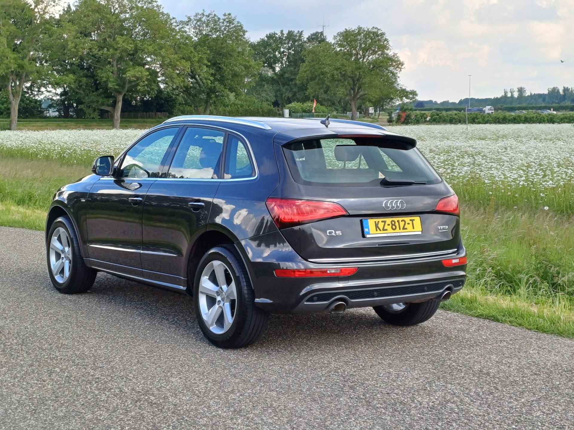 Audi Q5 2.0 TFSI quattro Adrenalin Sport | Nieuwstaat! | NL | 2x S-Line | Pano dak | Stof/leer | 19 INCH | Lage KM - 12/56