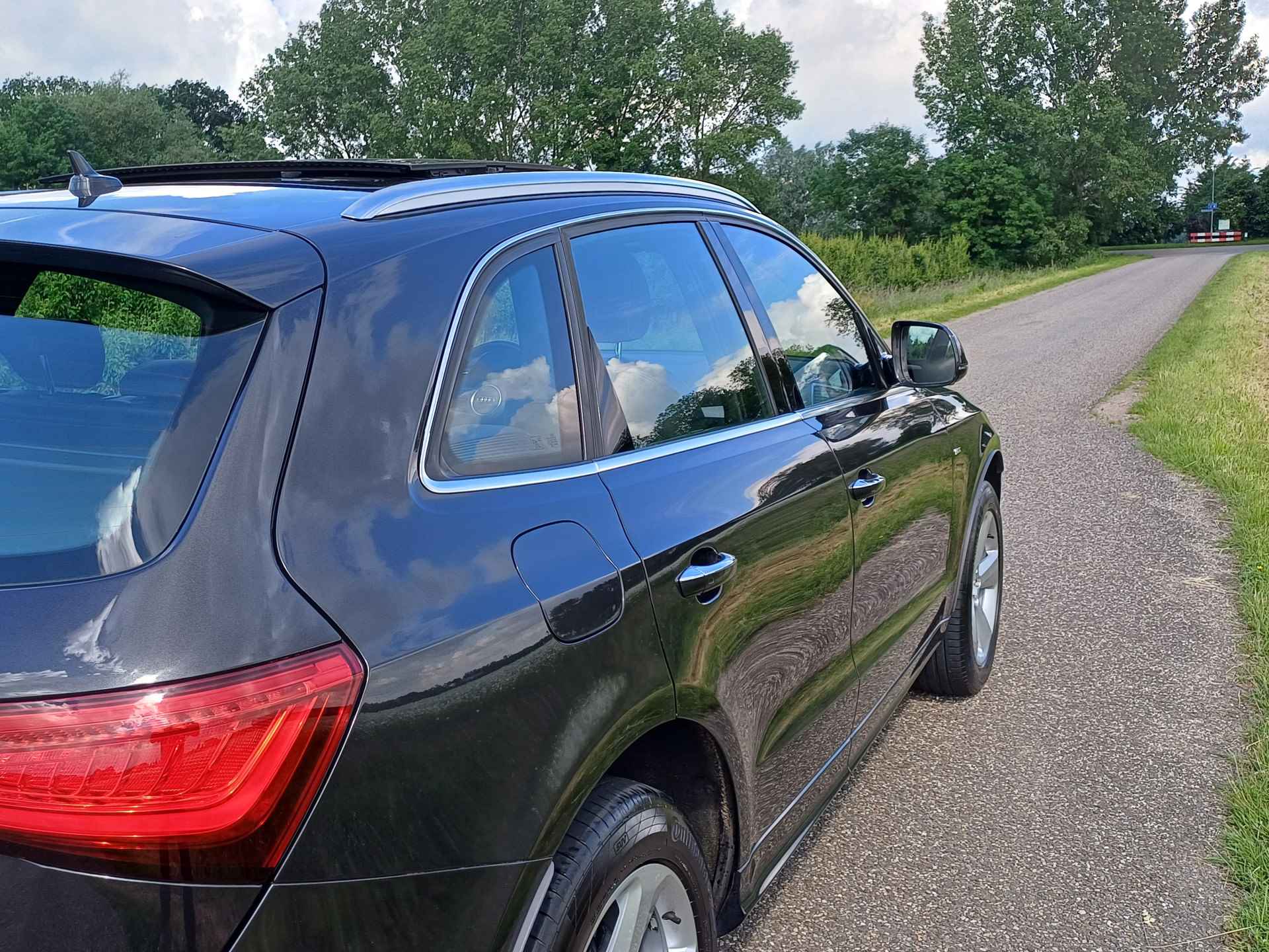 Audi Q5 2.0 TFSI quattro Adrenalin Sport | Nieuwstaat! | NL | 2x S-Line | Pano dak | Stof/leer | 19 INCH | Lage KM - 23/56