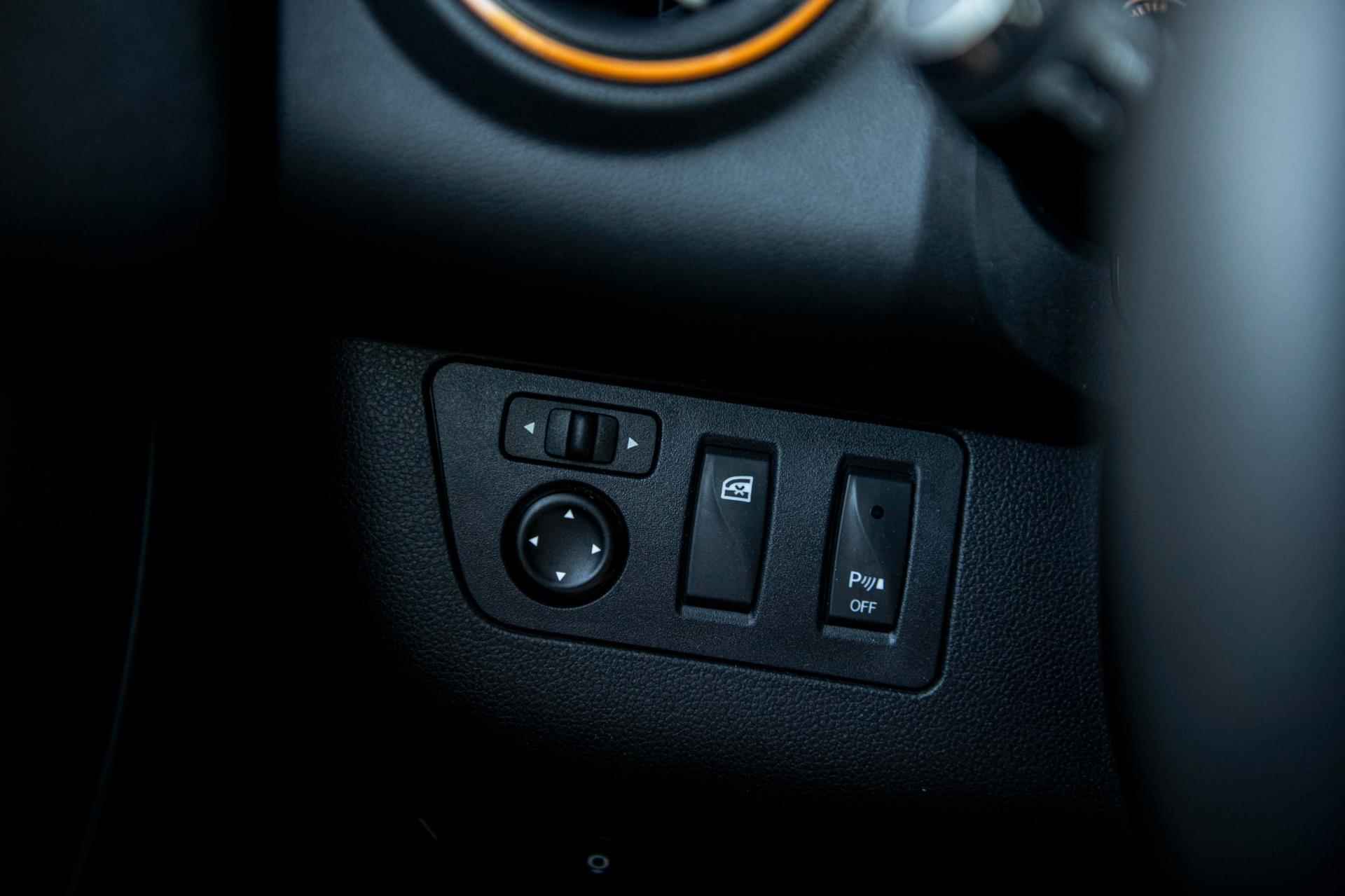 Dacia Spring Comfort Plus (Orange Pack) | Airco | Achteruitrijcamera | Navigatie | Elektrisch Bedienbare Ramen | - 14/41