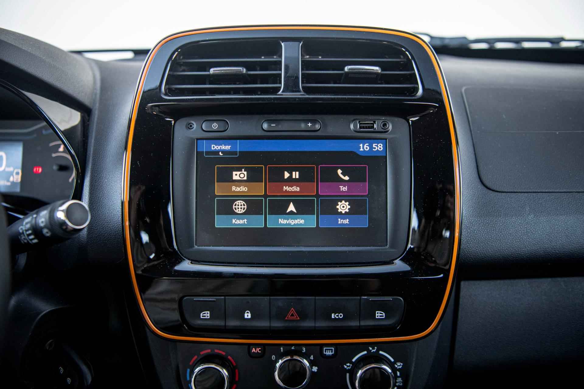 Dacia Spring Comfort Plus (Orange Pack) | Airco | Achteruitrijcamera | Navigatie | Elektrisch Bedienbare Ramen | - 22/41