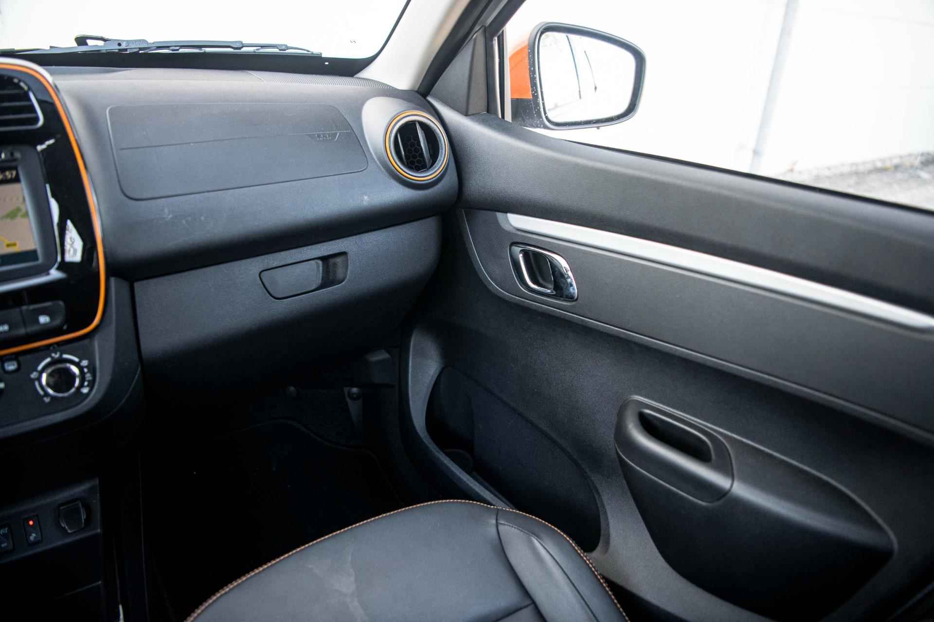 Dacia Spring Comfort Plus (Orange Pack) | Airco | Achteruitrijcamera | Navigatie | Elektrisch Bedienbare Ramen | - 31/41
