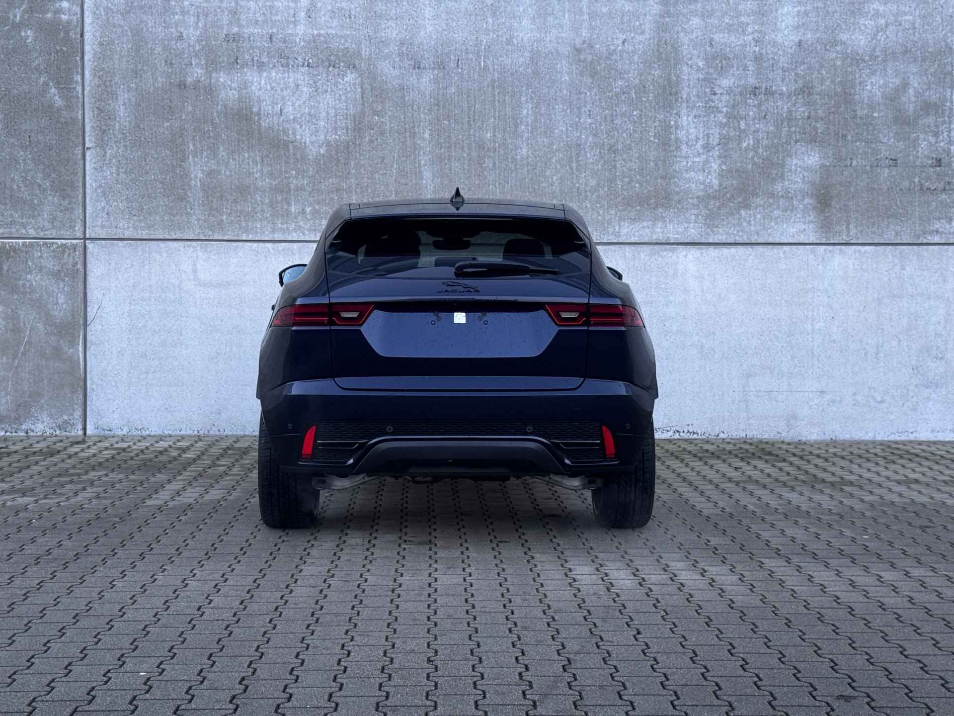 Jaguar E-Pace 1.5 P270e AWD R-Dynamic SE - 9/34