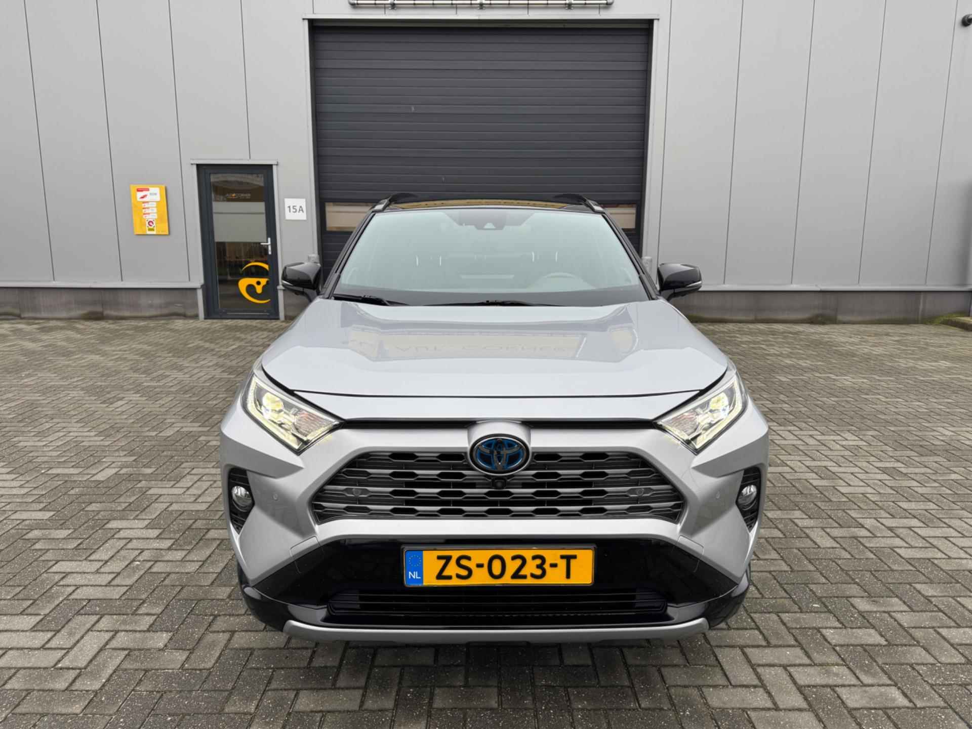 Toyota RAV4 2.5 Hybrid Bi-Tone - 3/36