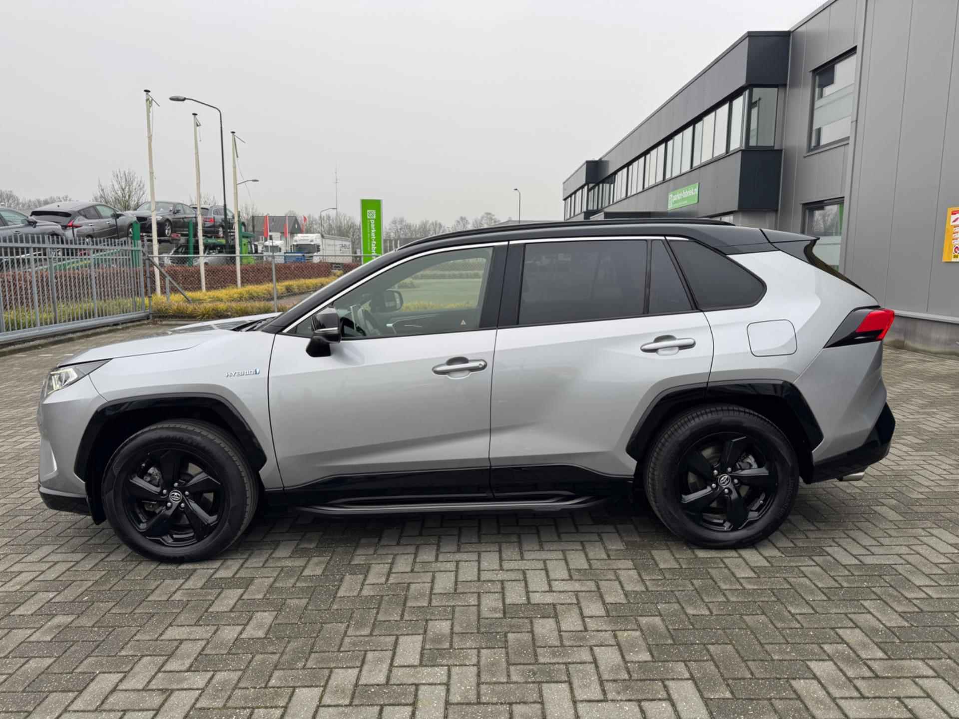 Toyota RAV4 2.5 Hybrid Bi-Tone - 9/36