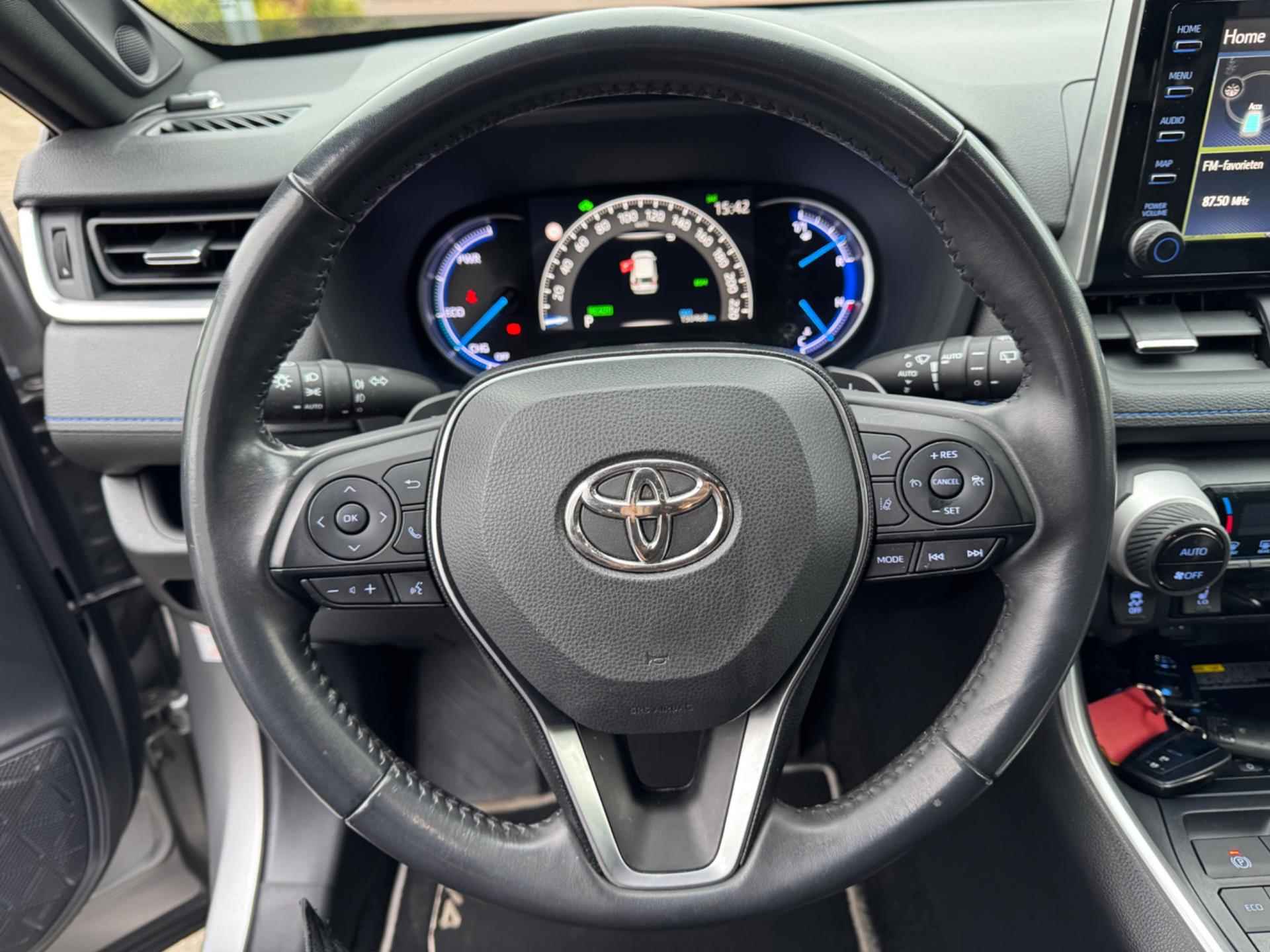 Toyota RAV4 2.5 Hybrid Bi-Tone - 22/36