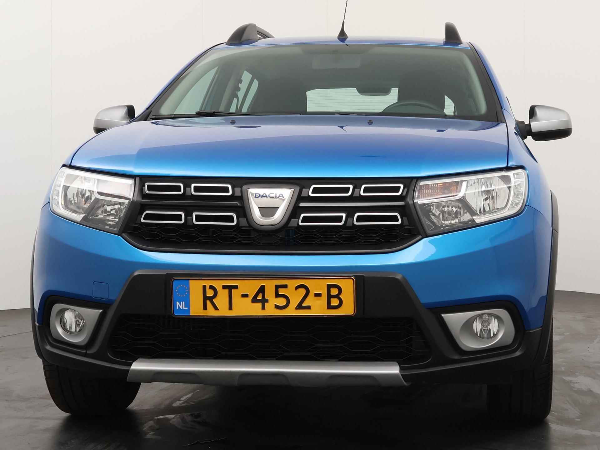 Dacia Sandero Stepway 0.9 TCe Bi-Fuel SL - 9/33