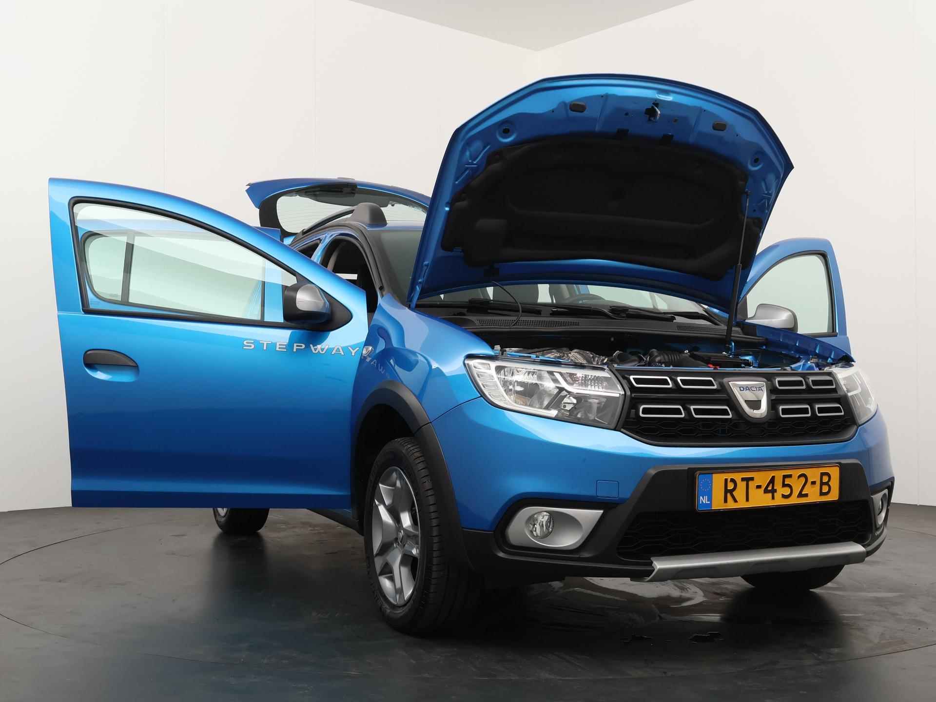 Dacia Sandero Stepway 0.9 TCe Bi-Fuel SL - 26/33