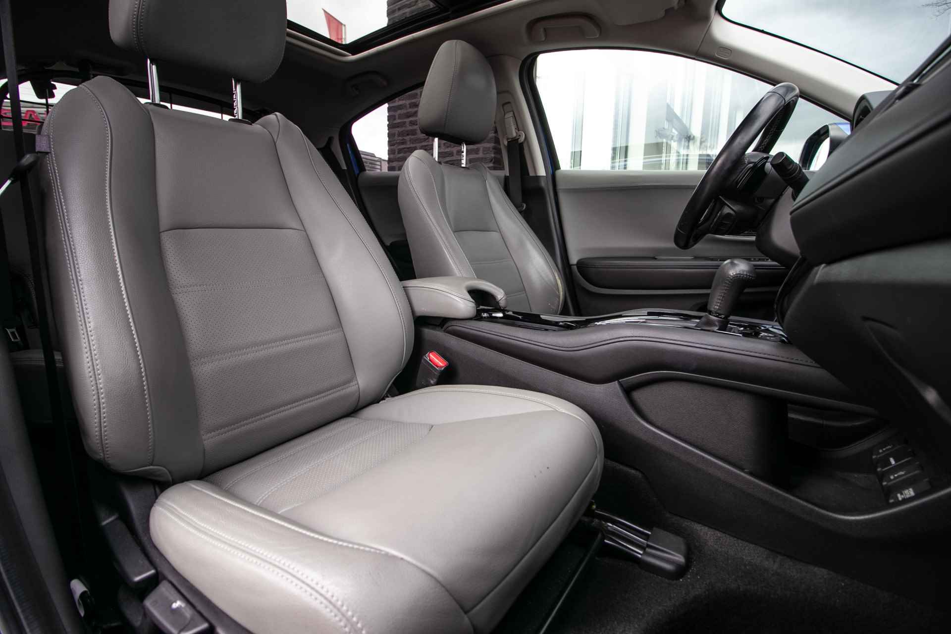 Honda HR-V 1.5 i-VTEC Executive Automaat - All-in rijklaarprijs | Leder | Trekhaak - 5/44