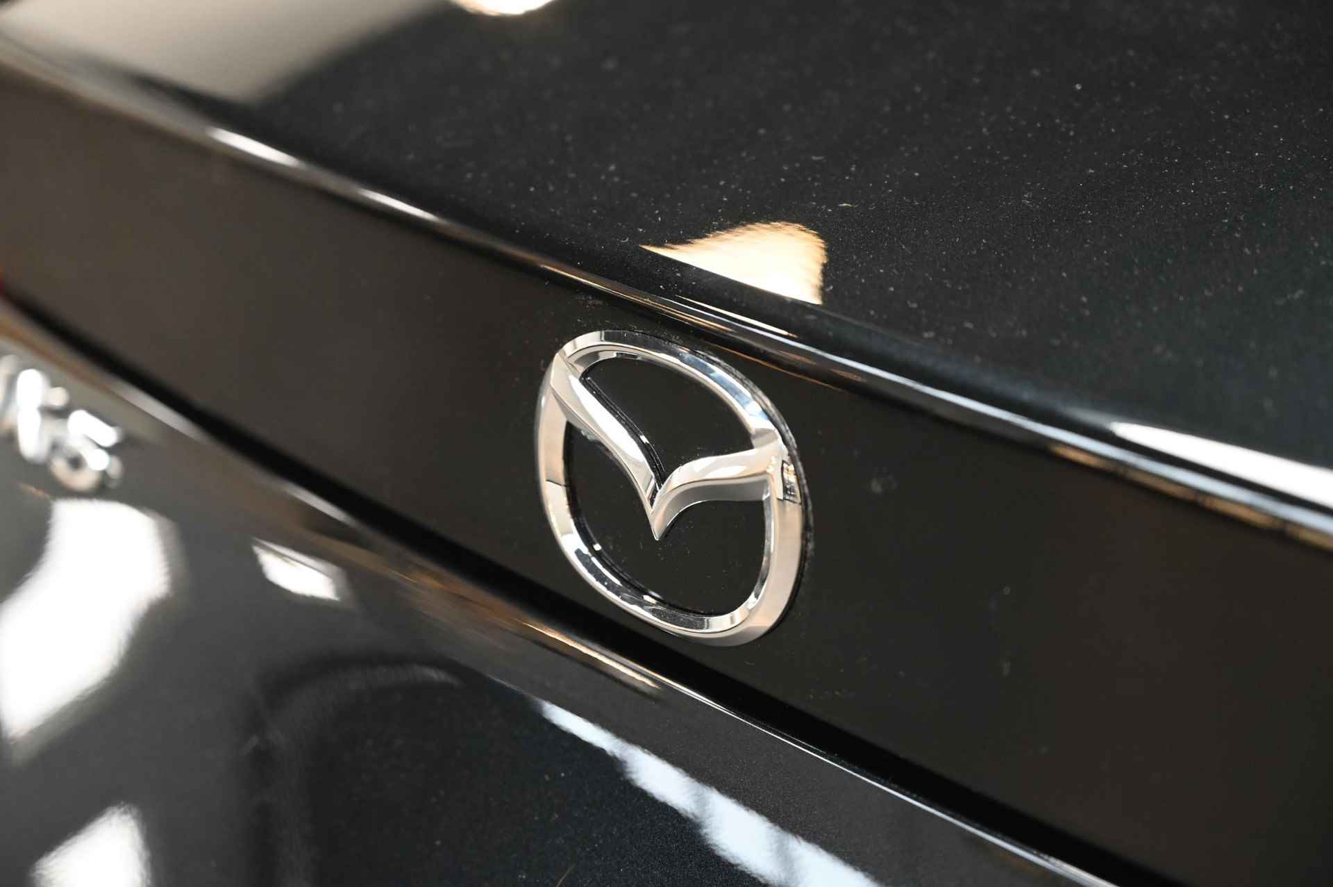 Mazda MX-5 SkyActiv-G 132 6MT Kazari *Actie: nu met €3.000 instapvoordeel* - 19/66