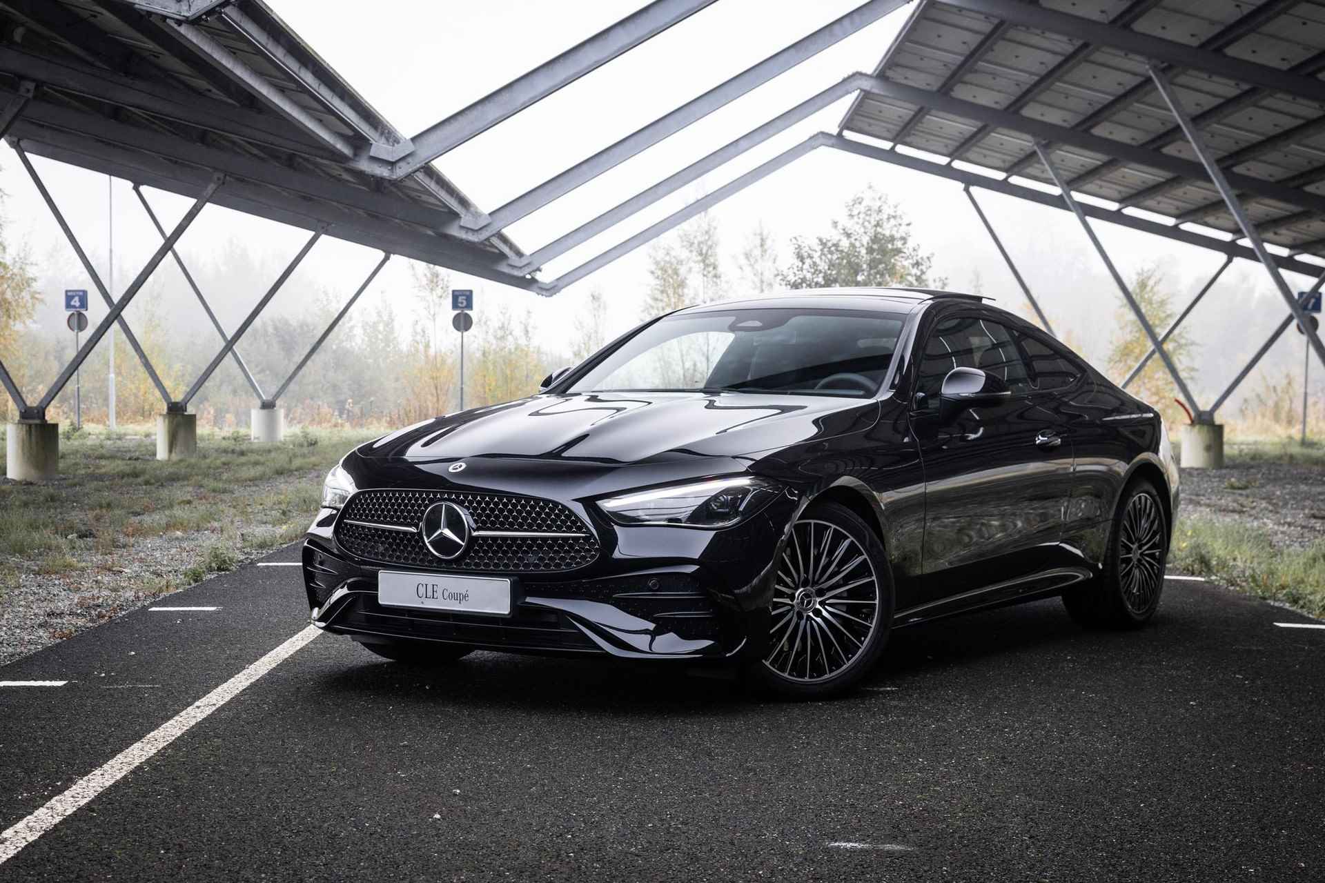 Mercedes-Benz CLE 200 AMG Line | Night | Panoramadak | Memory stoelen | Sfeerverlichting | Parkeercamera | Stoelverwarming | - 63/63