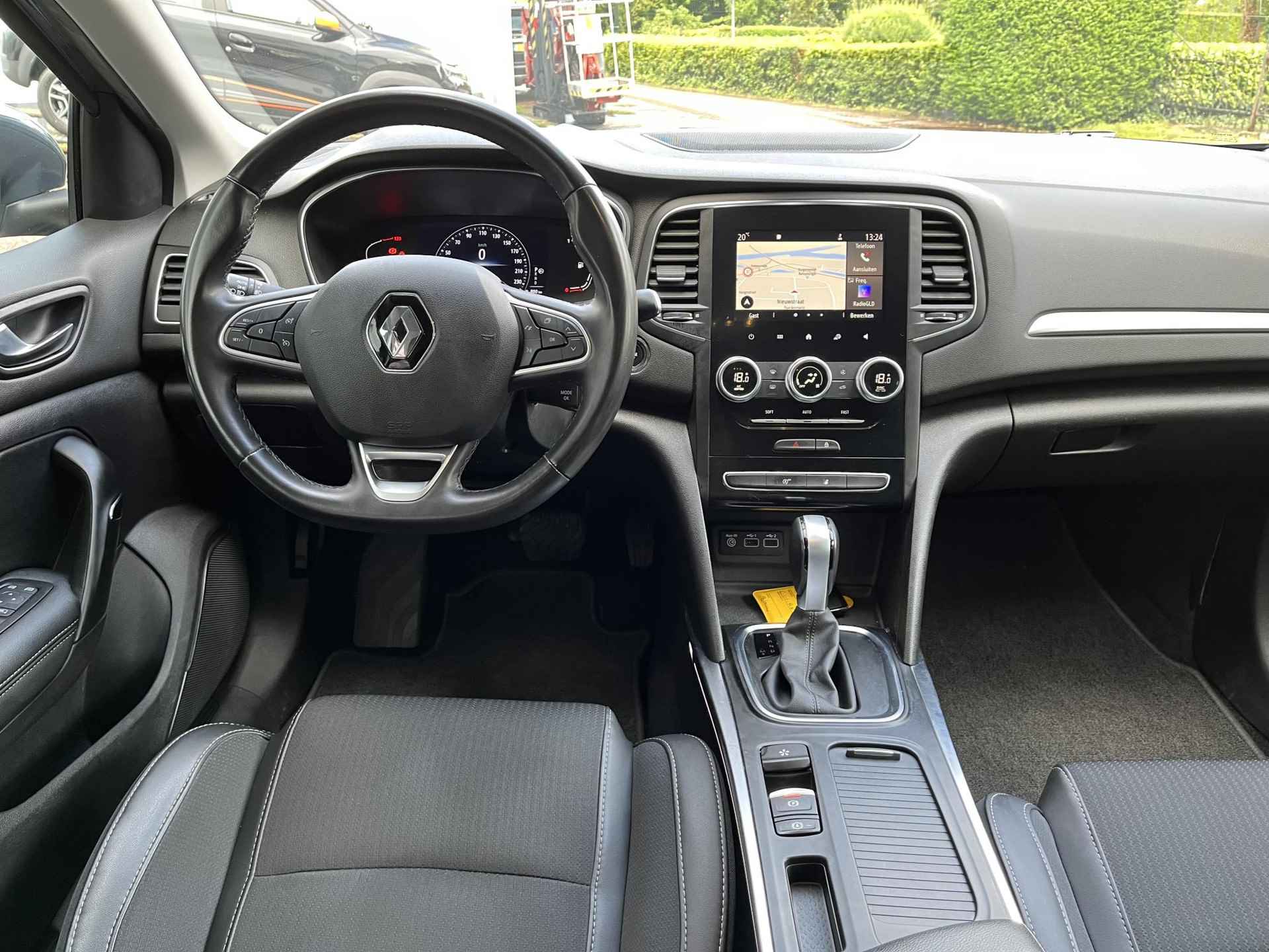 Renault Mégane IV Estate 1.3 TCe 140 EDC Intens TREKHAAK!! - 9/16