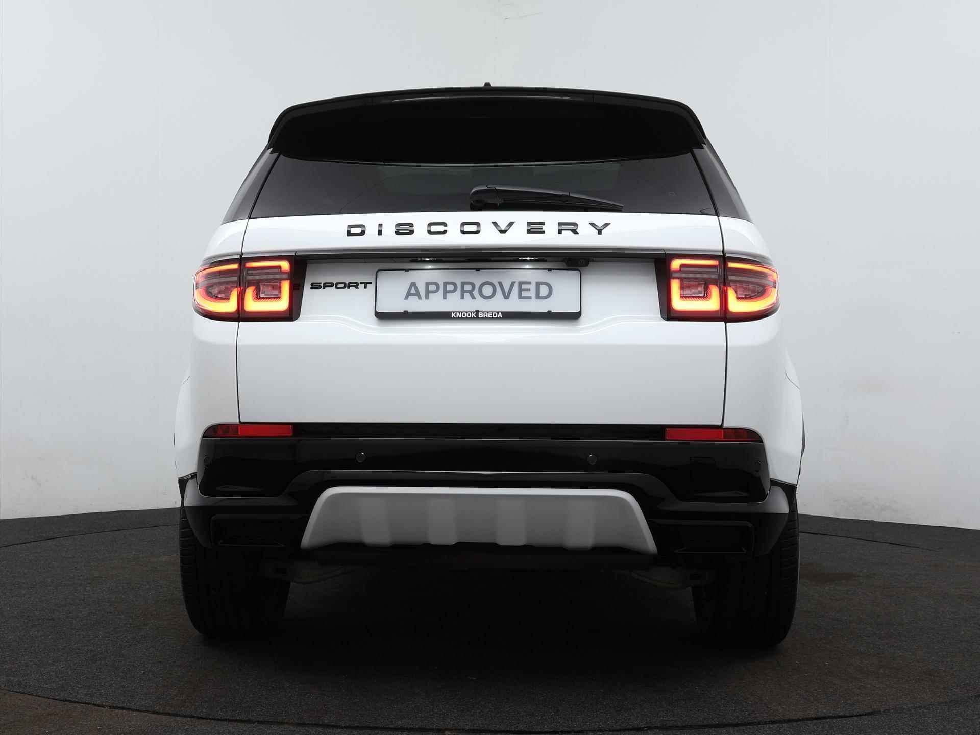 Land Rover Discovery Sport P300e R-Dynamic SE - 9/54