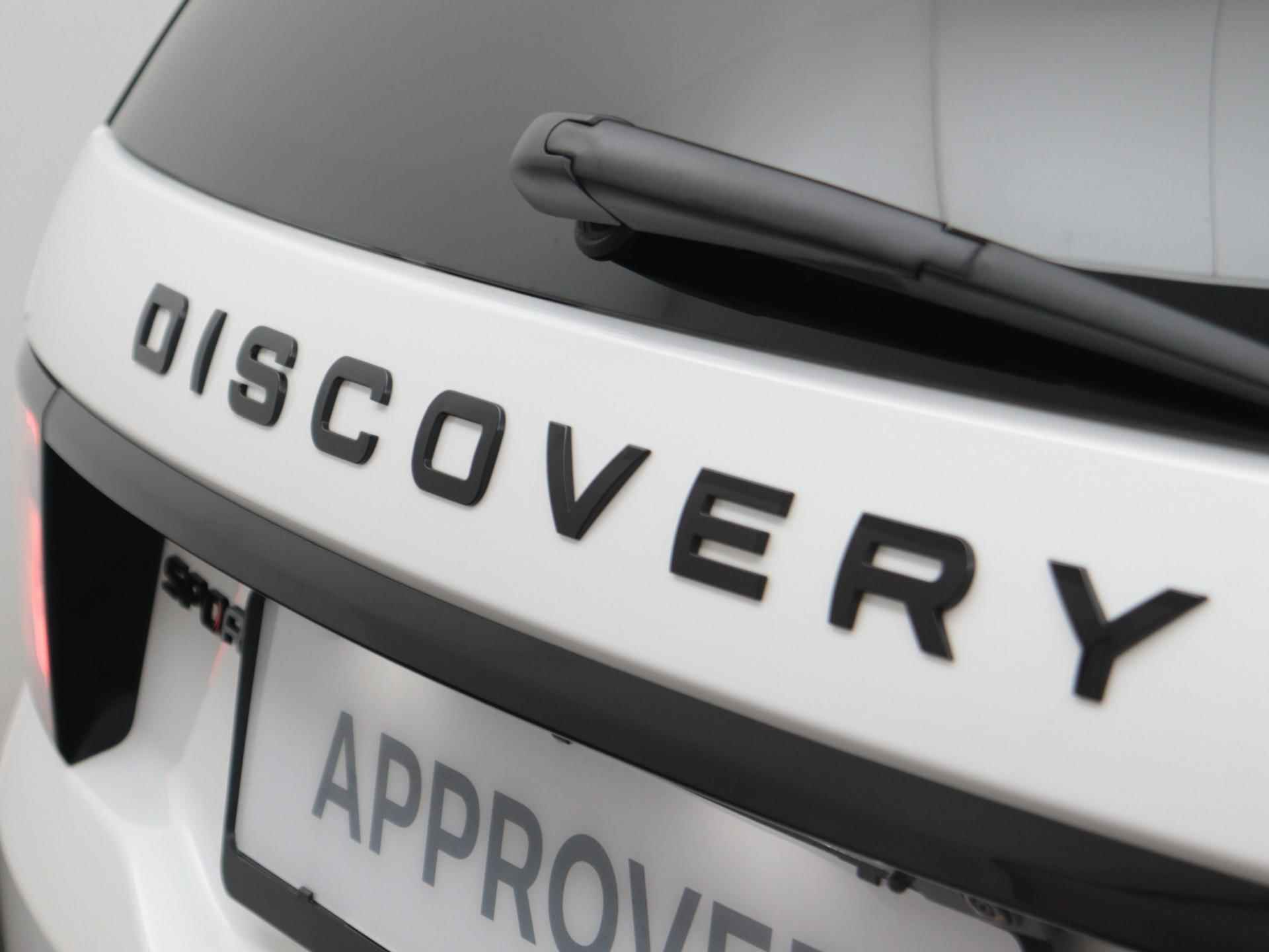 Land Rover Discovery Sport P300e R-Dynamic SE - 18/54