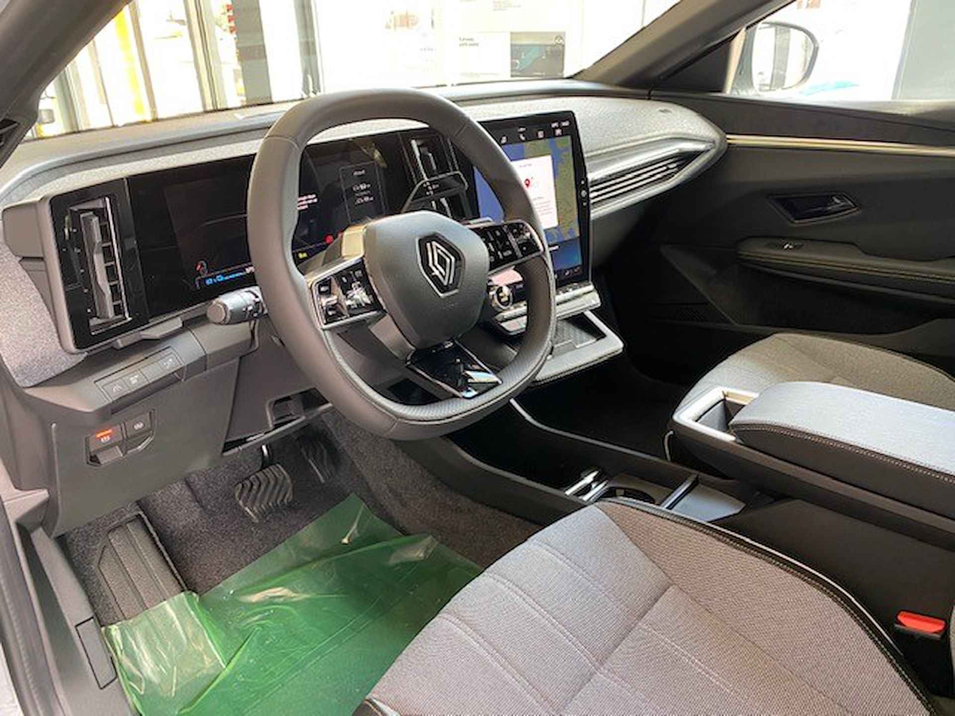 Renault Mégane E-Tech EV60 Optimum Charge Techno 220PK OP VOORRAAD/ WARMTEPOMP / PACK WINTER / Pack augmented vision & advanced driving assist - 6/33