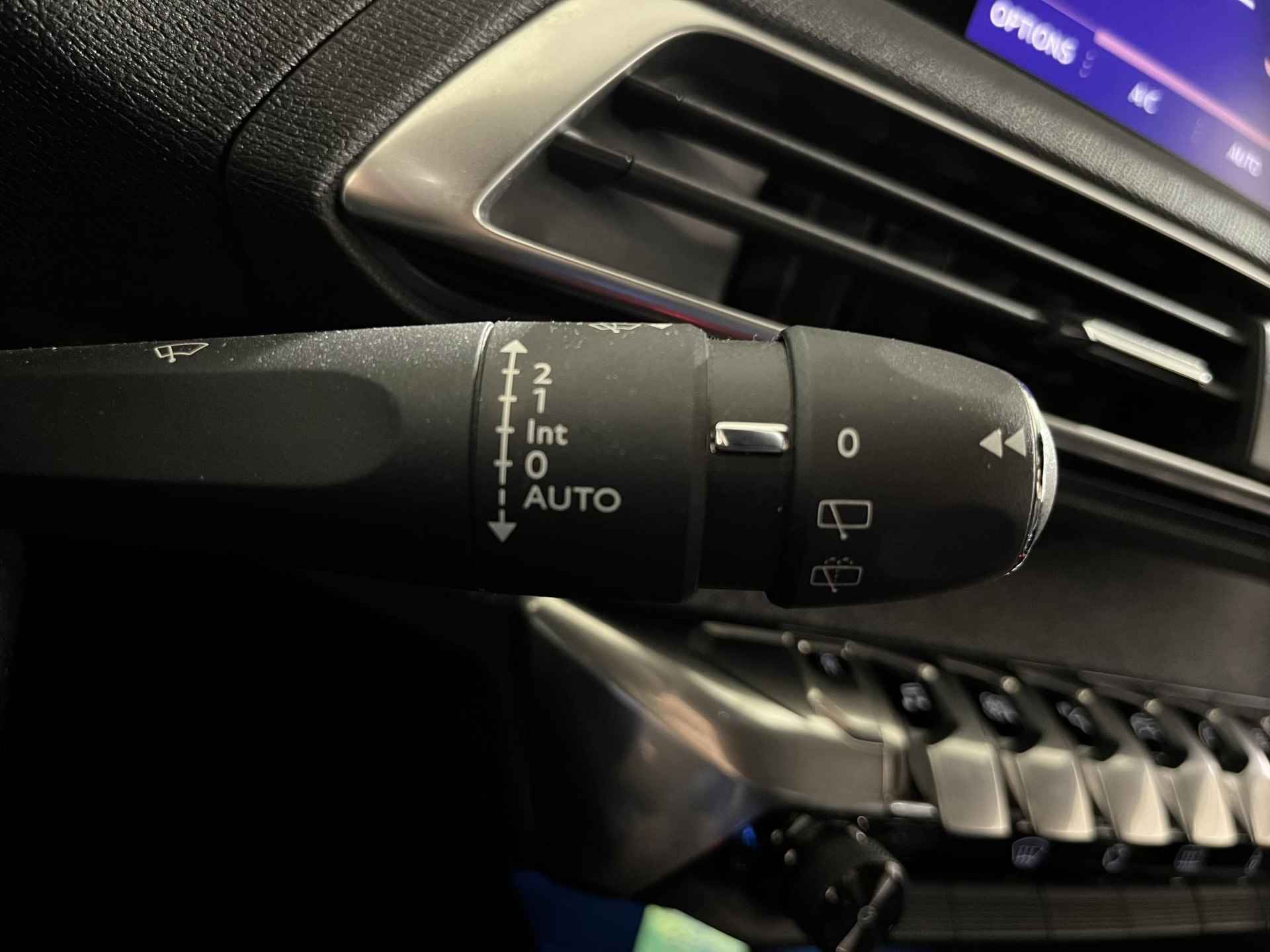 Peugeot 5008 1.2 - 130PK PureTech GT-Line 7p. | 1e eigenaar | 7 Zitplaatsen | Navi | Camera | Lichtmetalen Velgen | Licht & Regen Sensor | Full LED | Digital Cockpit | - 19/27