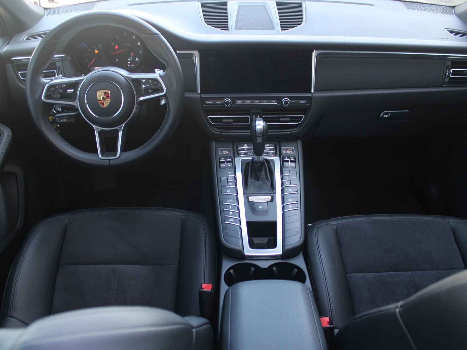 Porsche Macan 2.0 245pk Aut. | Schuif/Kanteldak | 20" | Alcantara | Adapt. demping | Memory | HD Navi | Carplay - 6/29