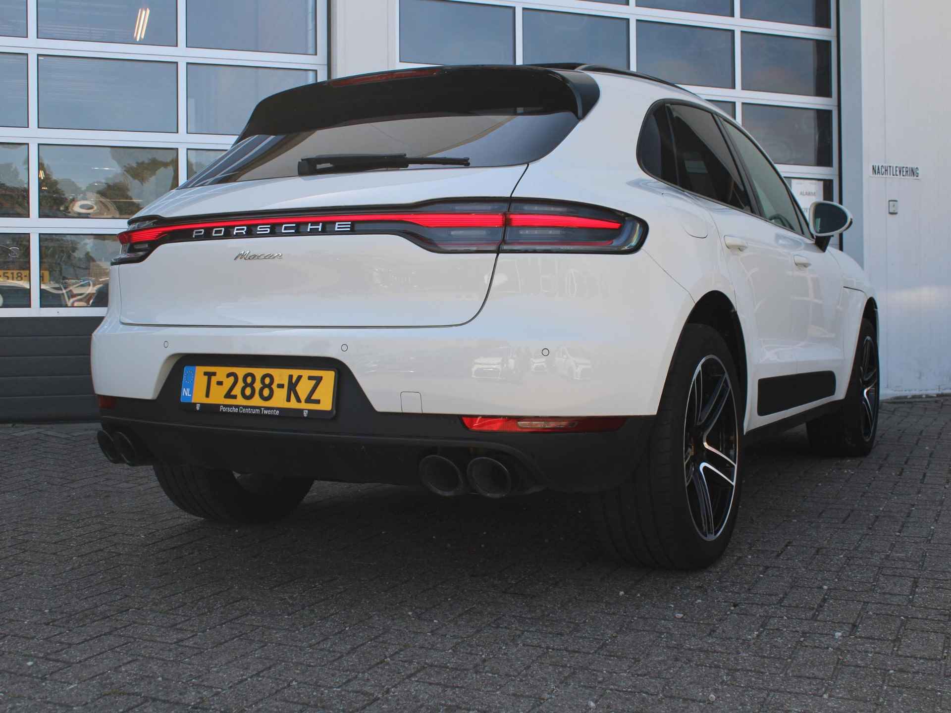 Porsche Macan 2.0 245pk Aut. | Schuif/Kanteldak | 20" | Alcantara | Adapt. demping | Memory | HD Navi | Carplay - 20/29