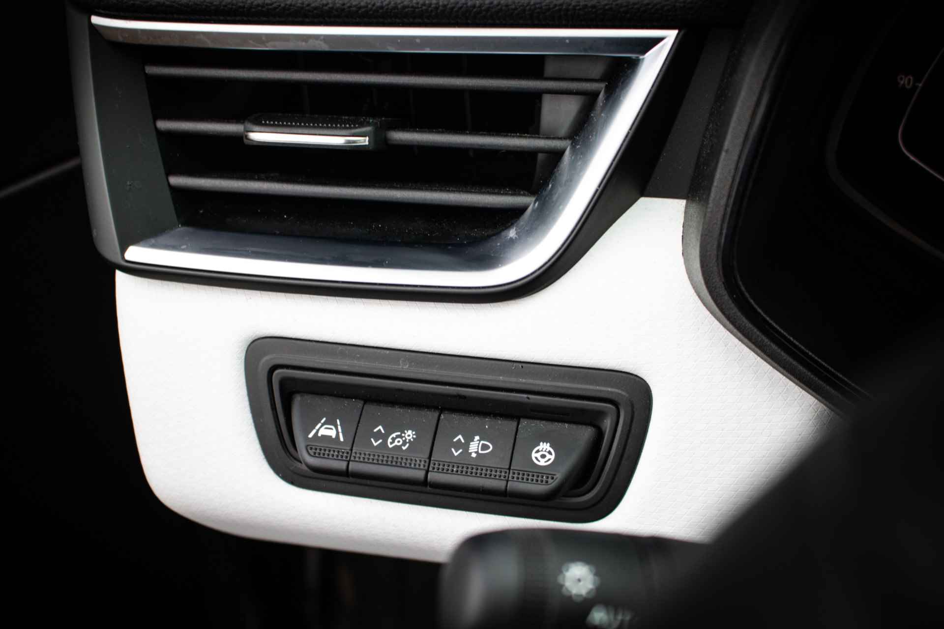 Renault Clio TCe 90 Techno Navi | Camera | Stoel/Stuurverwarming | Fabrieksgarantie tot 4-2028 max. 100.000km - 13/24