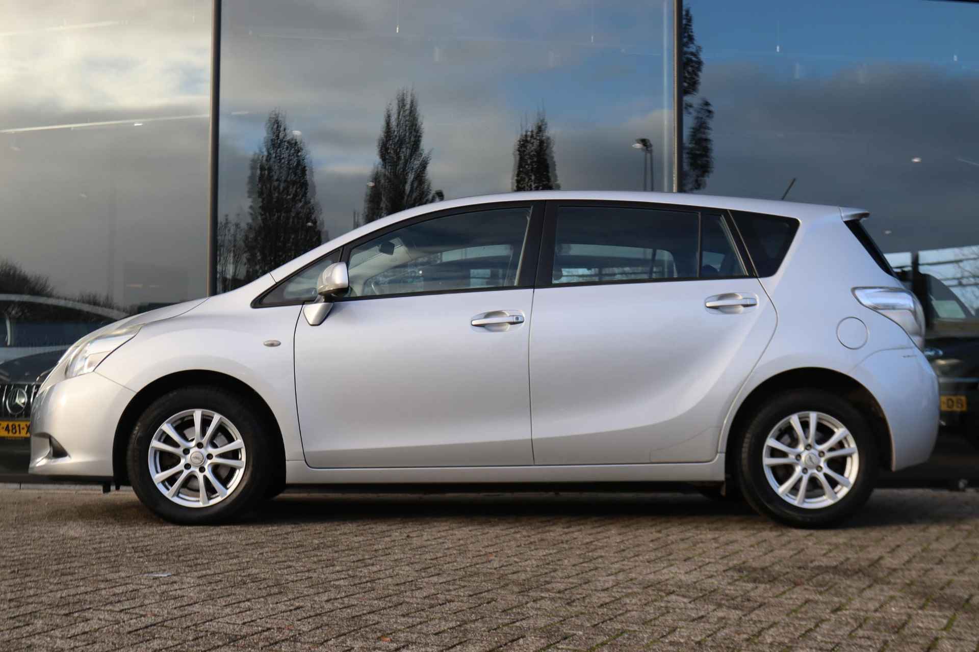 TOYOTA VERSO 1.6 VVT-I ASPIRATION | CRUISE | TREKHAAK | CARPLAY | NAVI | CLIMATE - 8/33