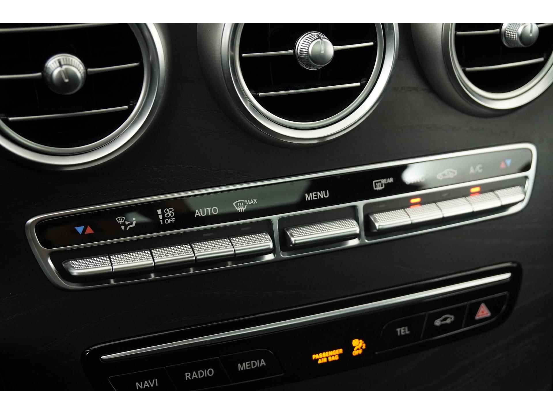 Mercedes-Benz C-Klasse Estate 180 AMG Night | Panoramadak | Leder | Camera | Carplay |  Zondag Open! - 12/48